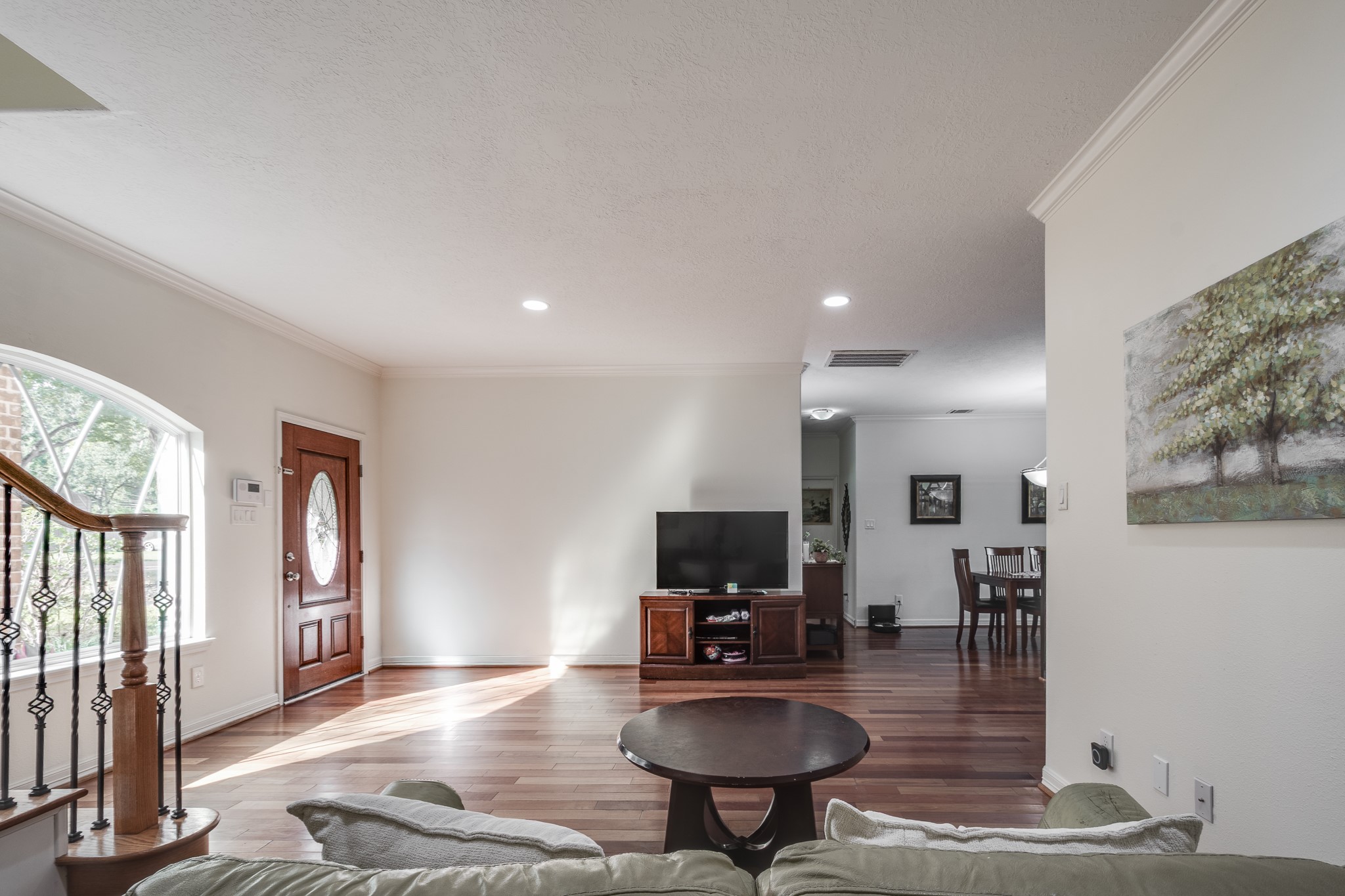 Alternative view of the main living room area.