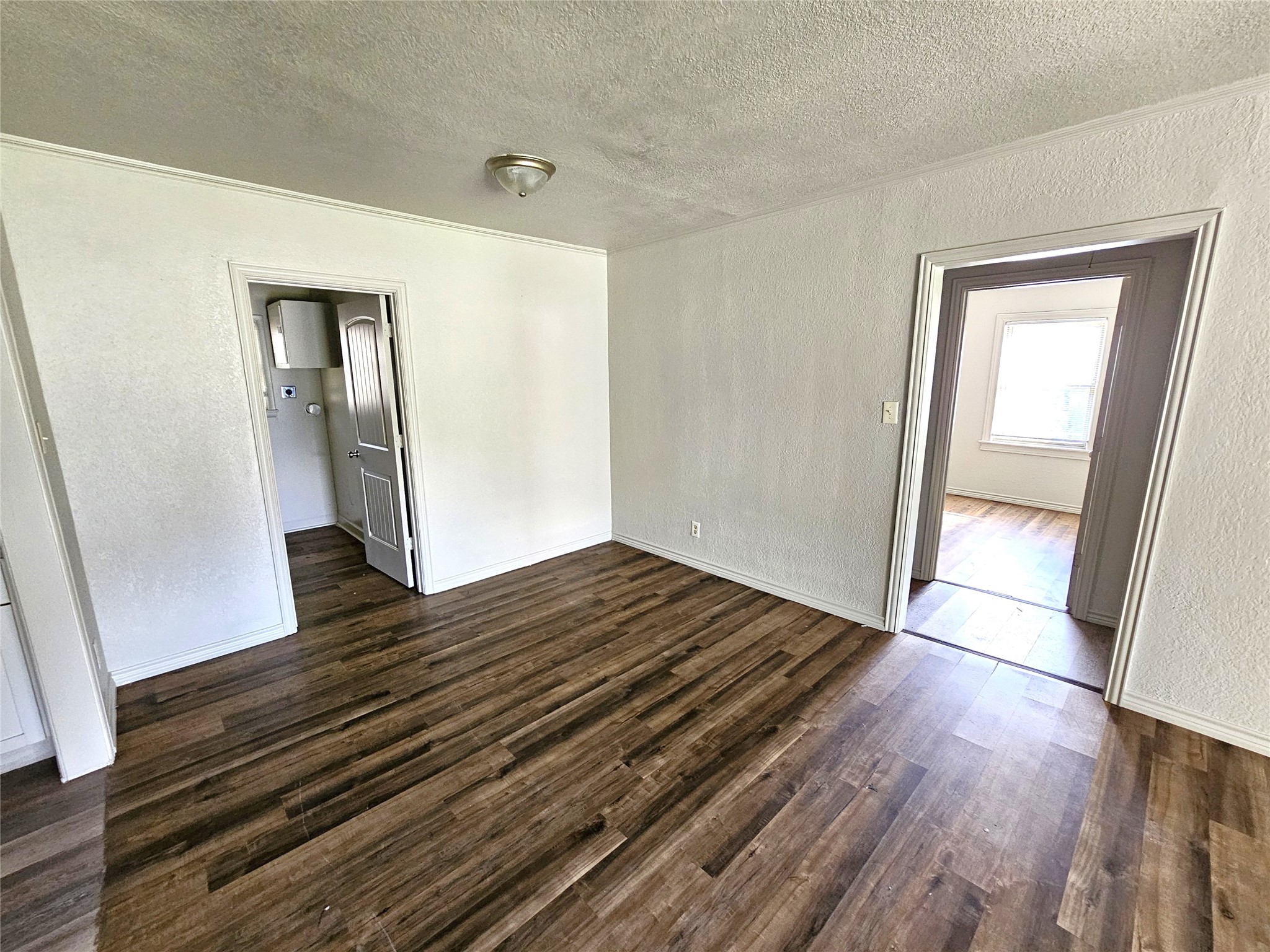 806 17th Avenue N, Texas City, TX 77590
