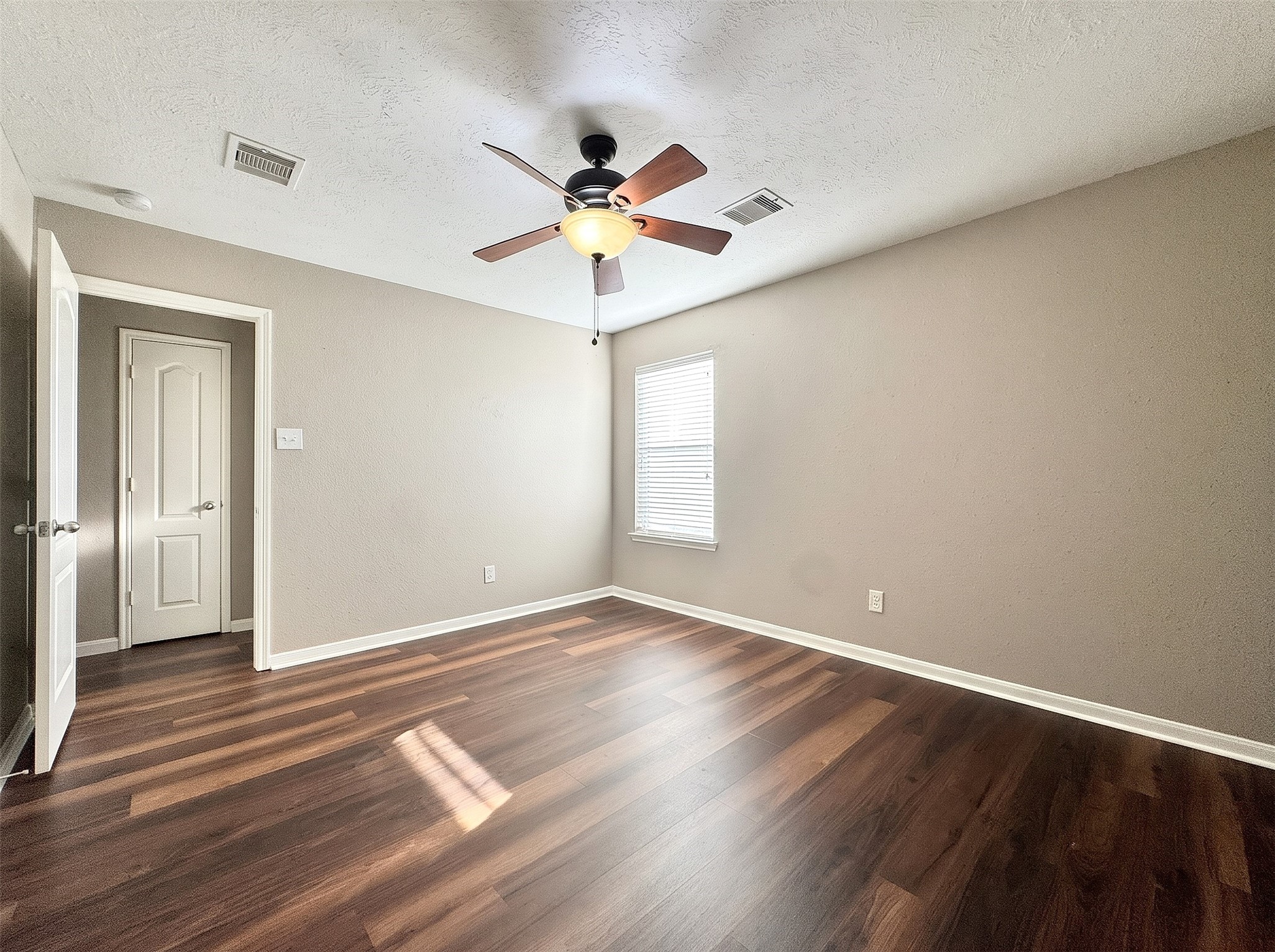 1991 Tranquility Lane, League City, TX 77573