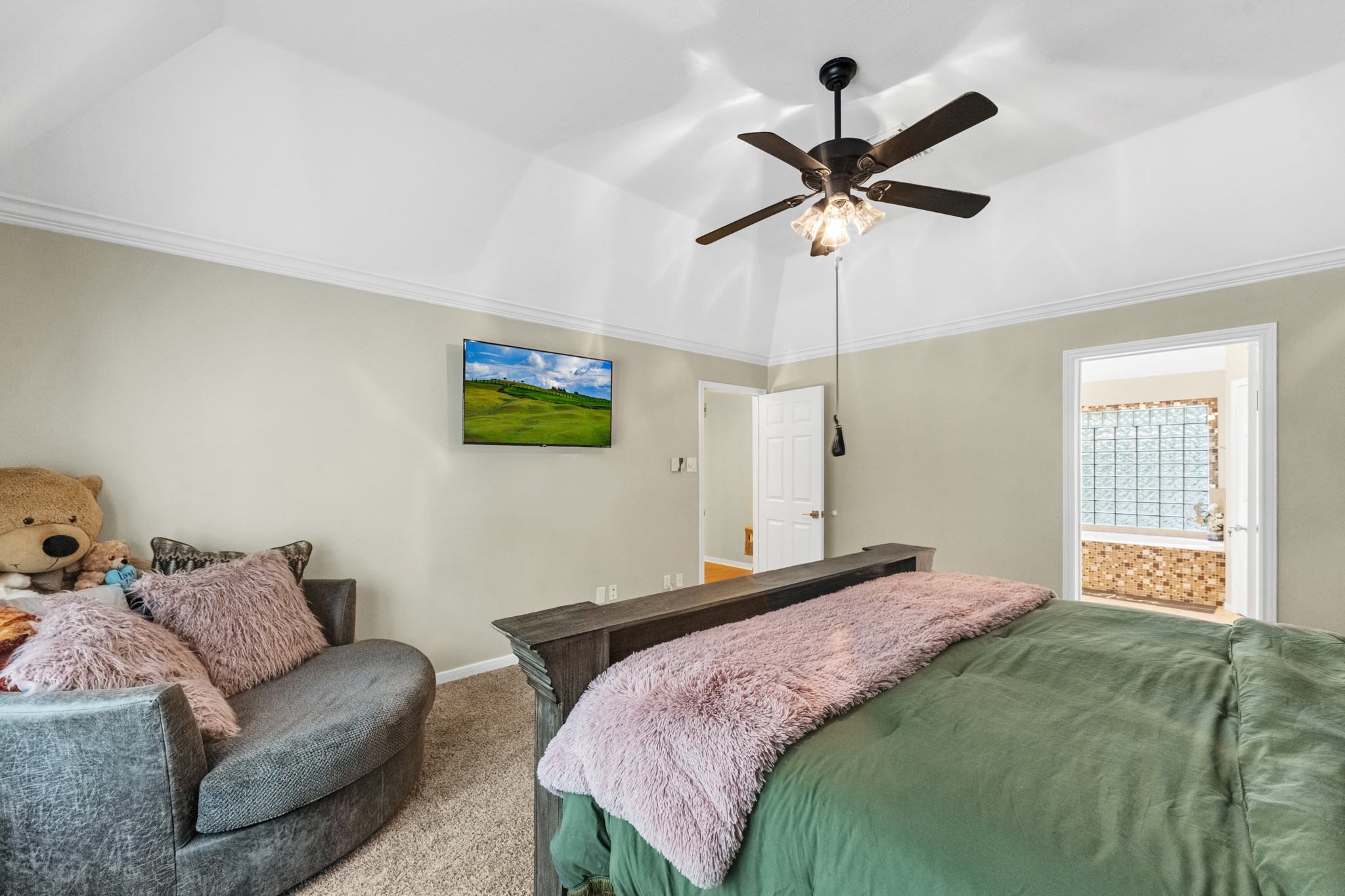 Different view of the primary suite.