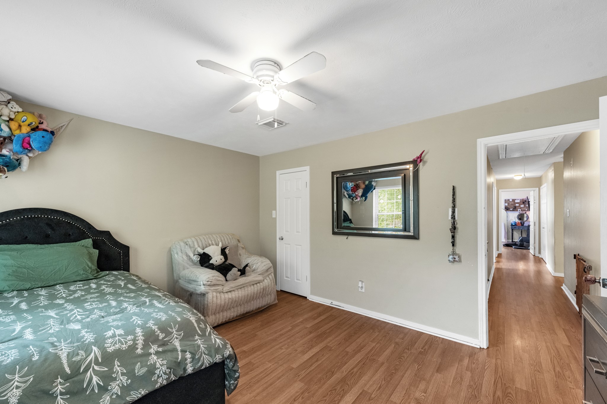 Secondary bedroom #1