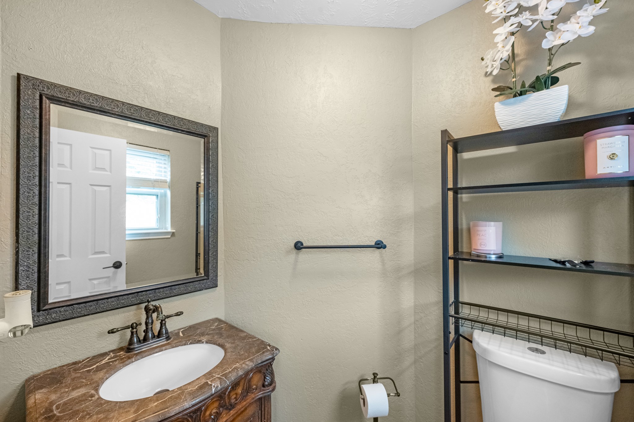 Guest bathroom off the kitchen.