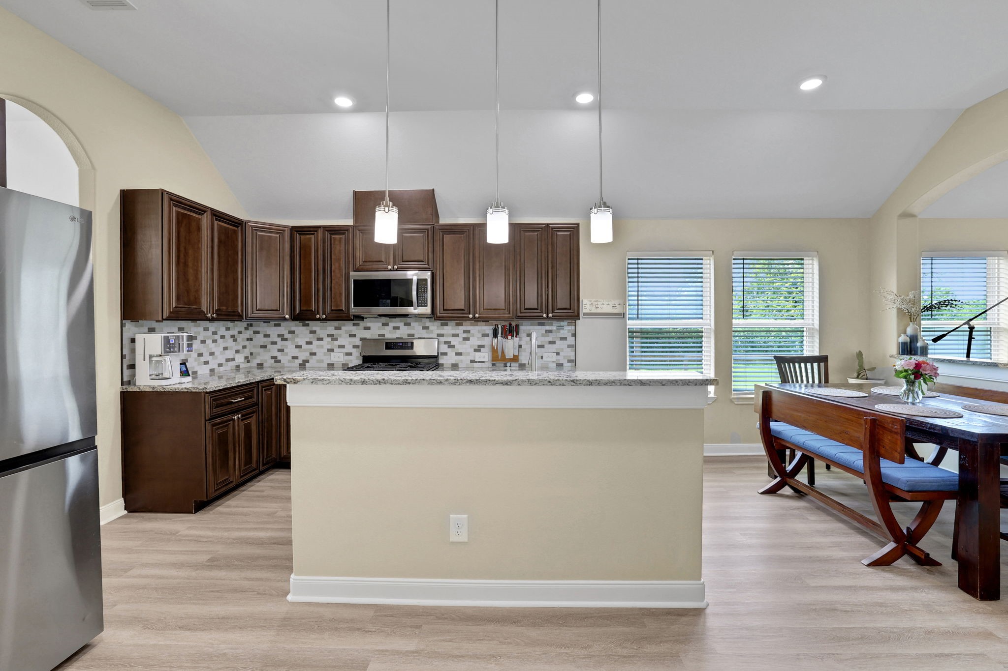 The kitchen offers a breakfast bar for convenience