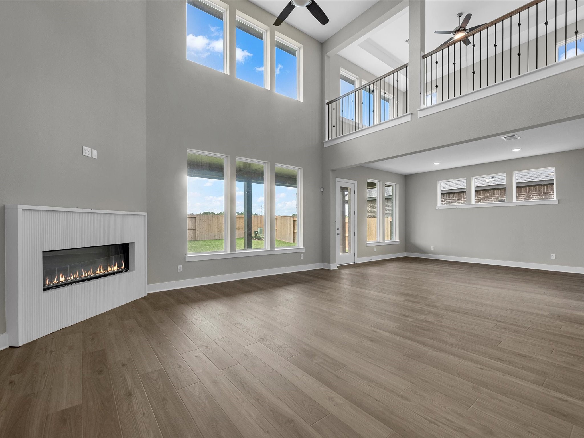 2715 Crown Ridge Drive, Missouri City, TX 77459