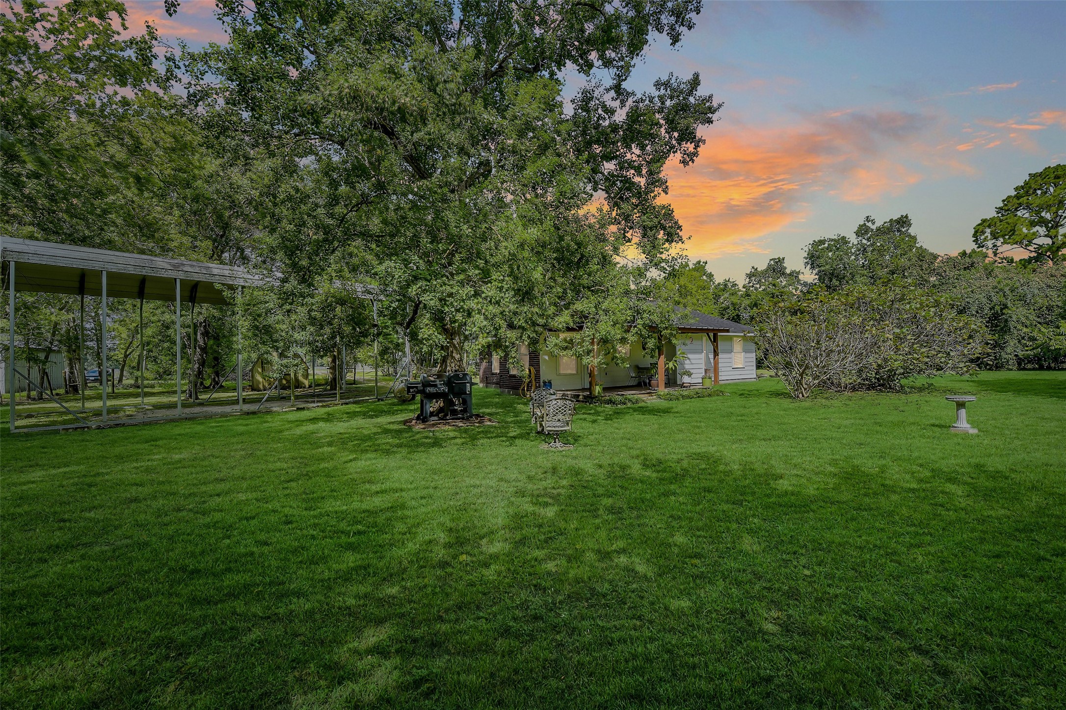 This property has two septic tanks and could accommodate other buildings per the owner
