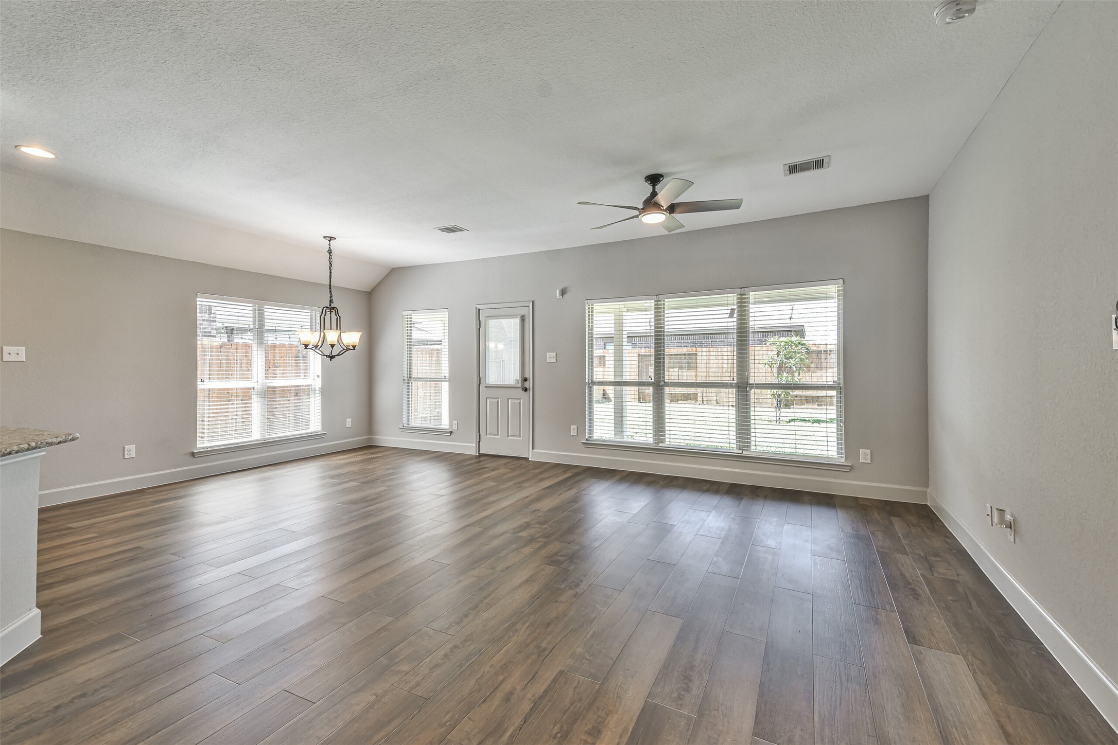 13307 Cassini Drive, Houston, TX 77044 13307 Cassini Drive, Houston, TX 77044