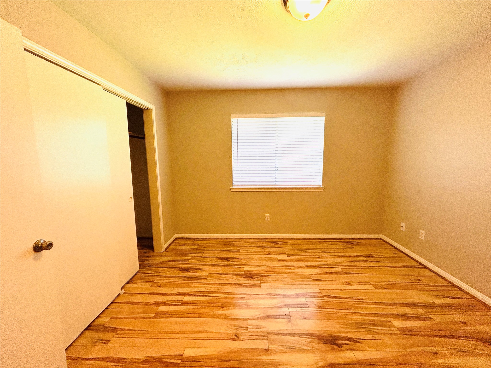 1404 Helmsley Drive, Rosenberg, TX 77471