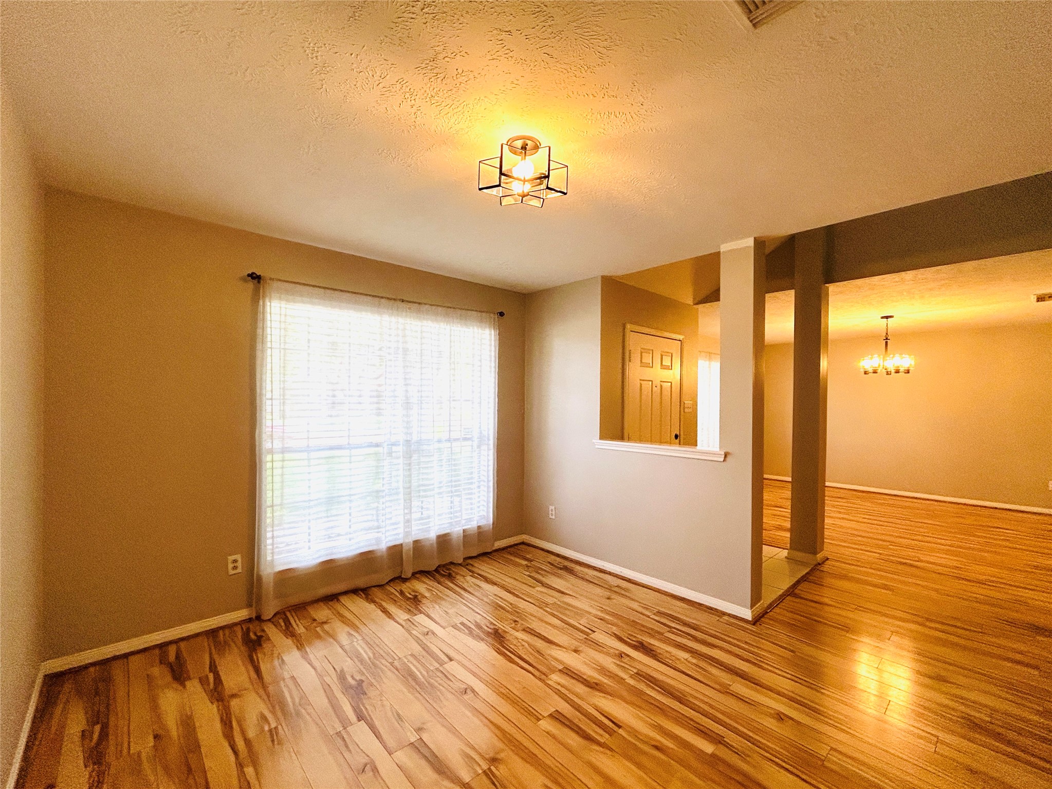 1404 Helmsley Drive, Rosenberg, TX 77471