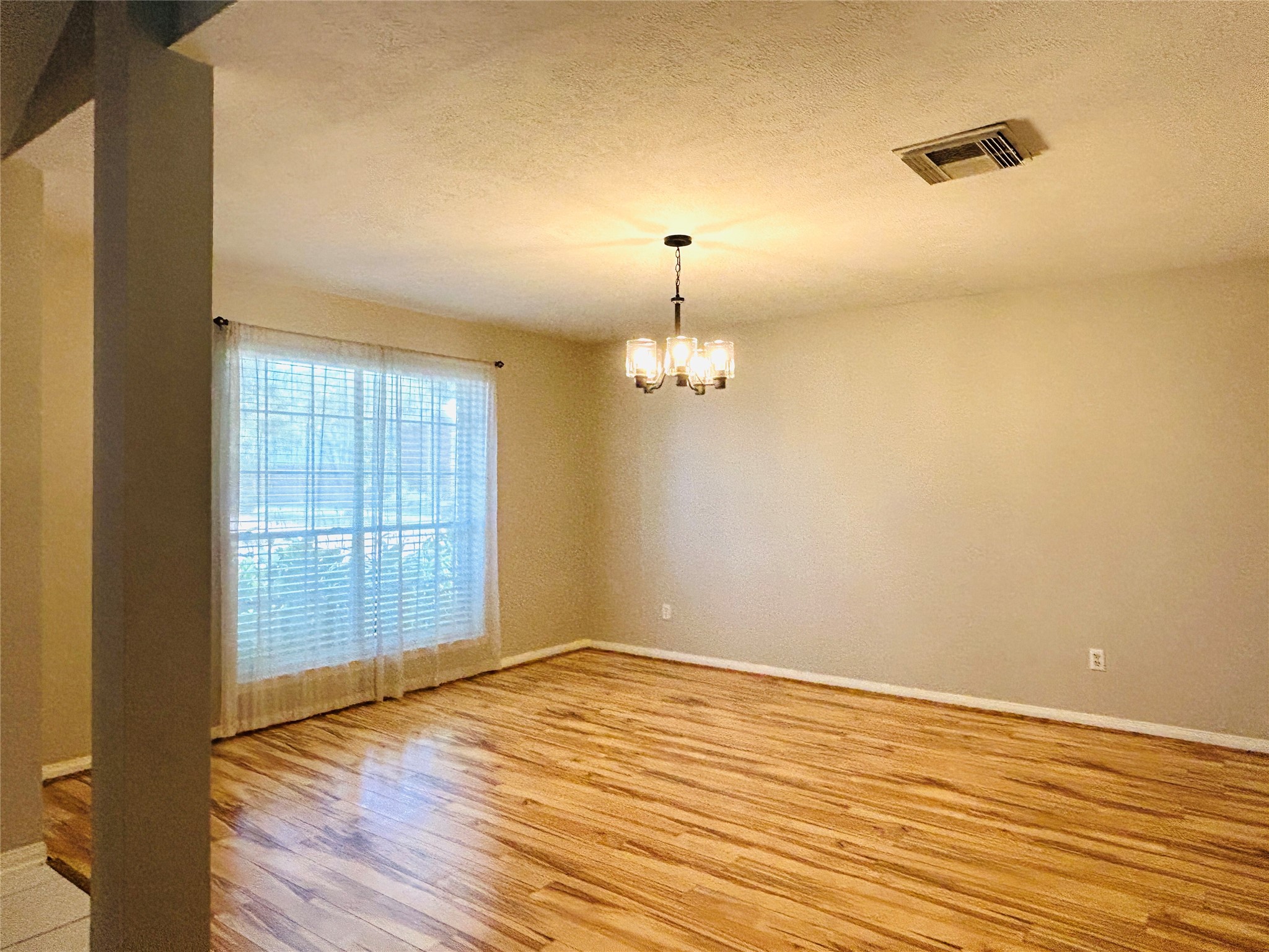 1404 Helmsley Drive, Rosenberg, TX 77471