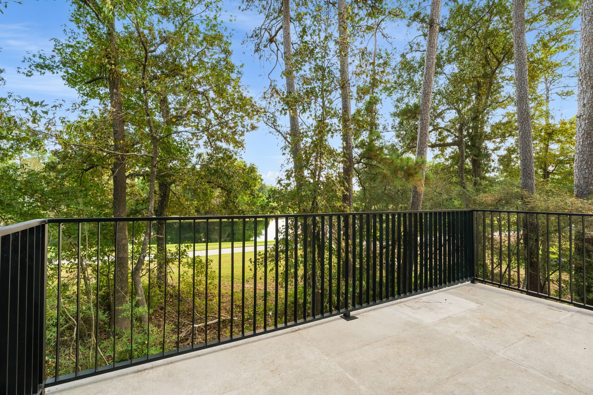 12 N Timber Top Dr, Spring, TX 77380