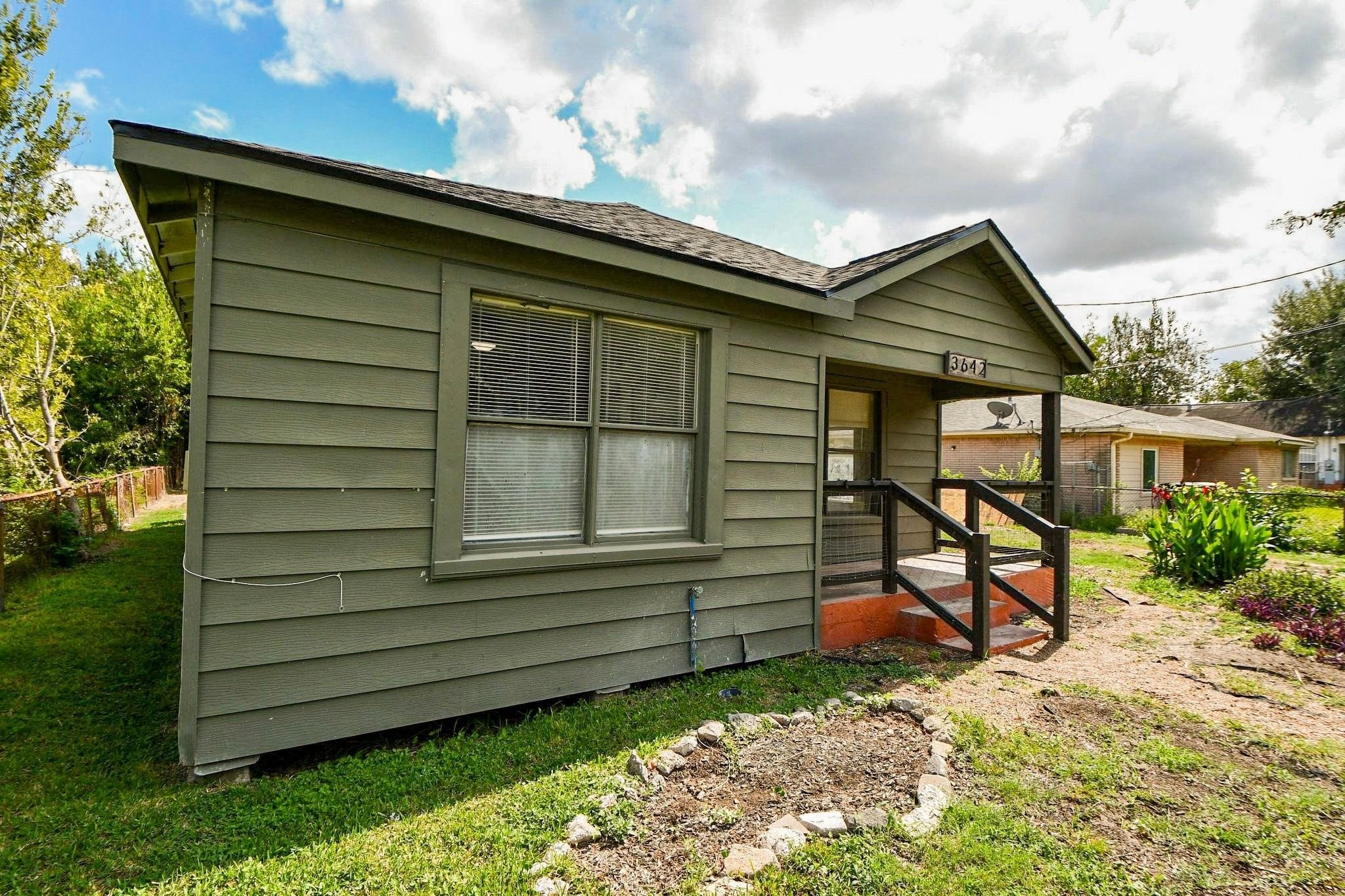 Welcome to 3642 Easy Street!