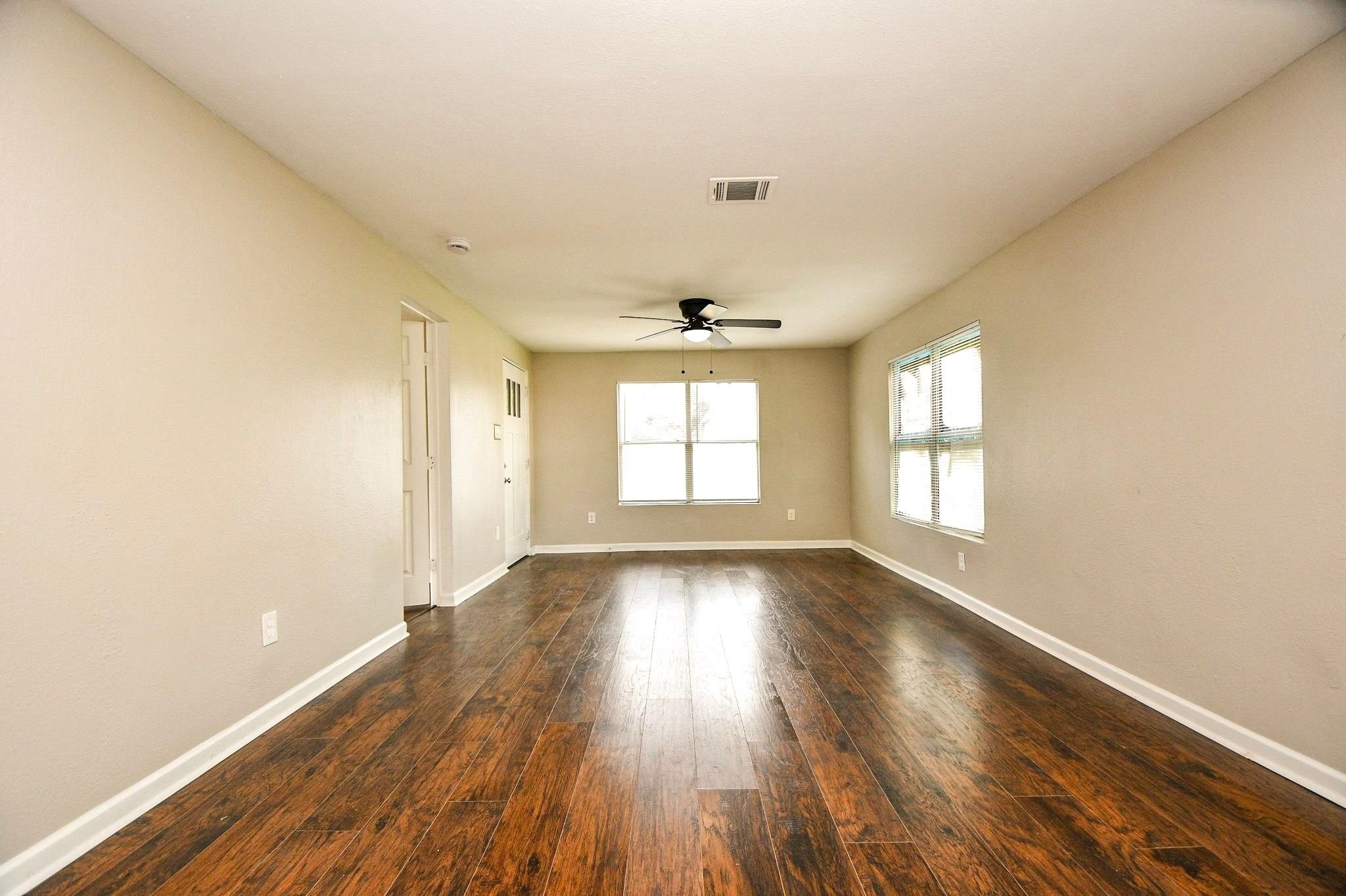 3642 Easy Street, Houston, TX 77026