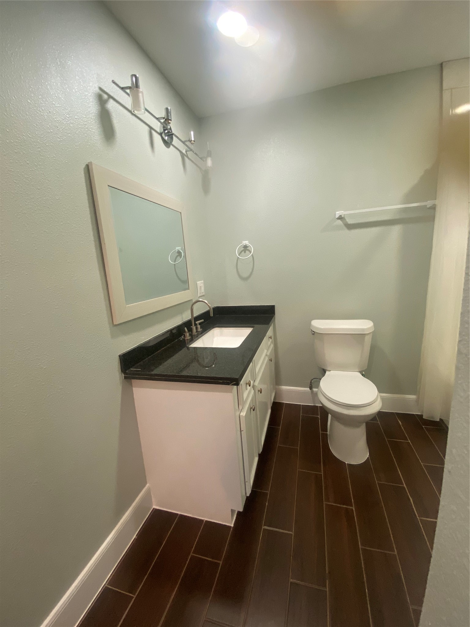 7 Dowling Street, #B, La Marque, TX 77568