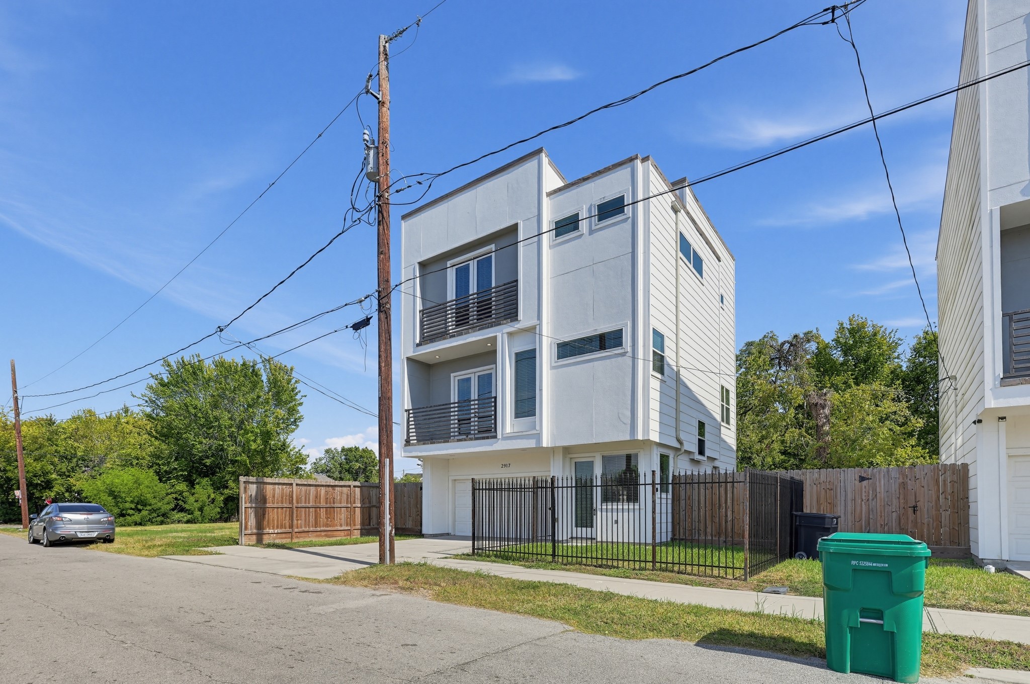 2917 Sauer Street, Houston, TX 77004