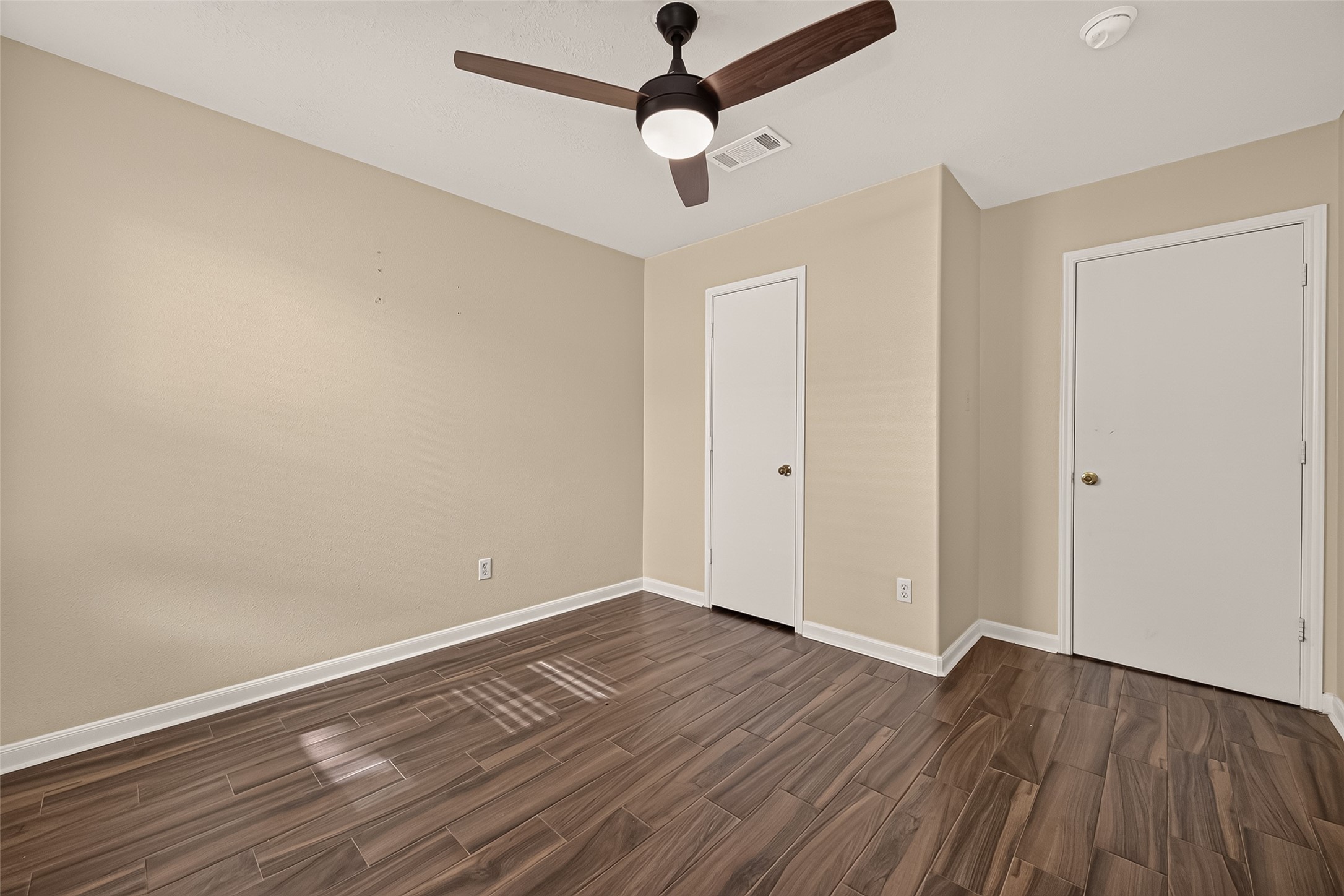 9230 Hidden Lake E, Magnolia, TX 77354