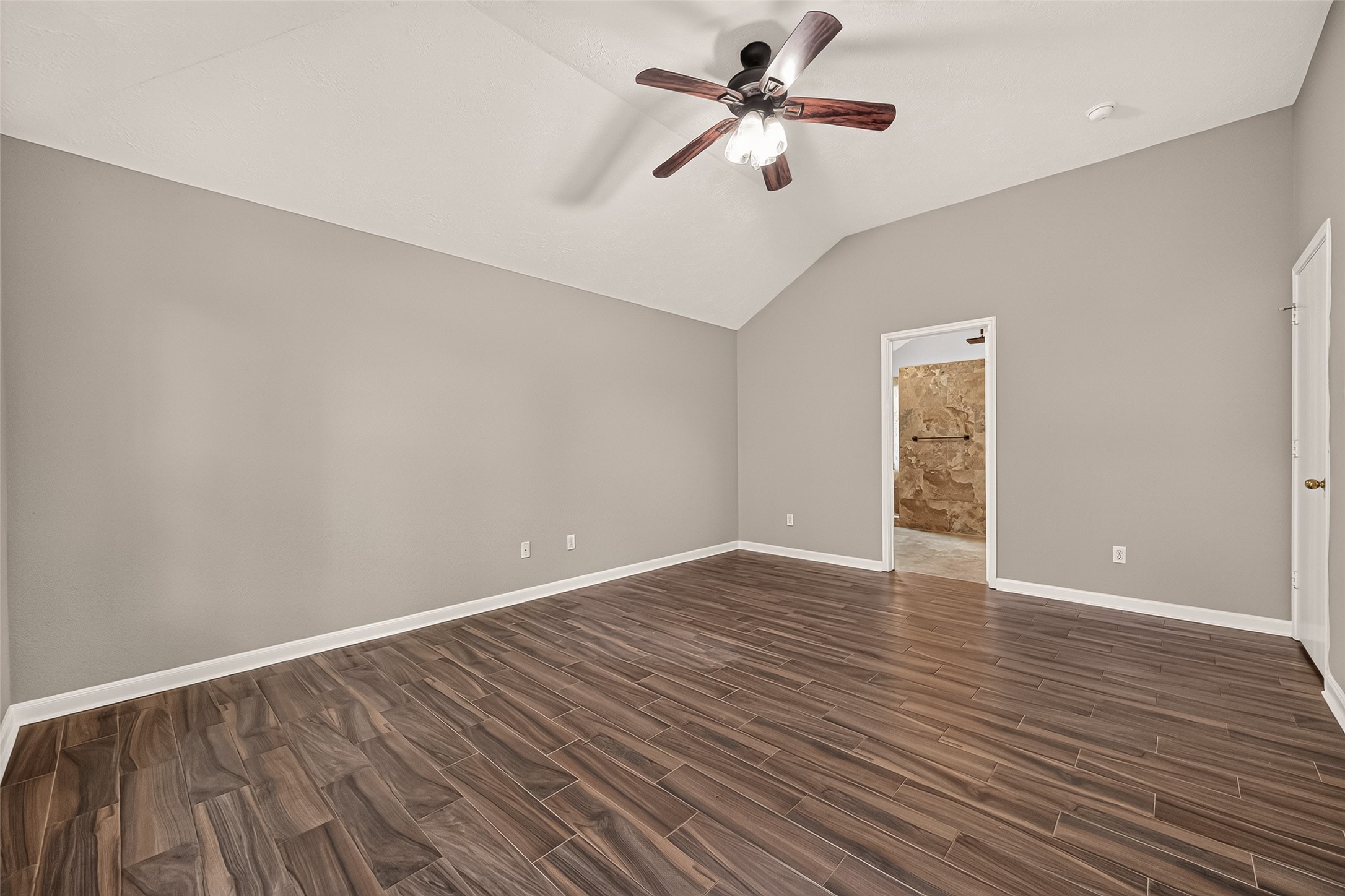 9230 Hidden Lake E, Magnolia, TX 77354