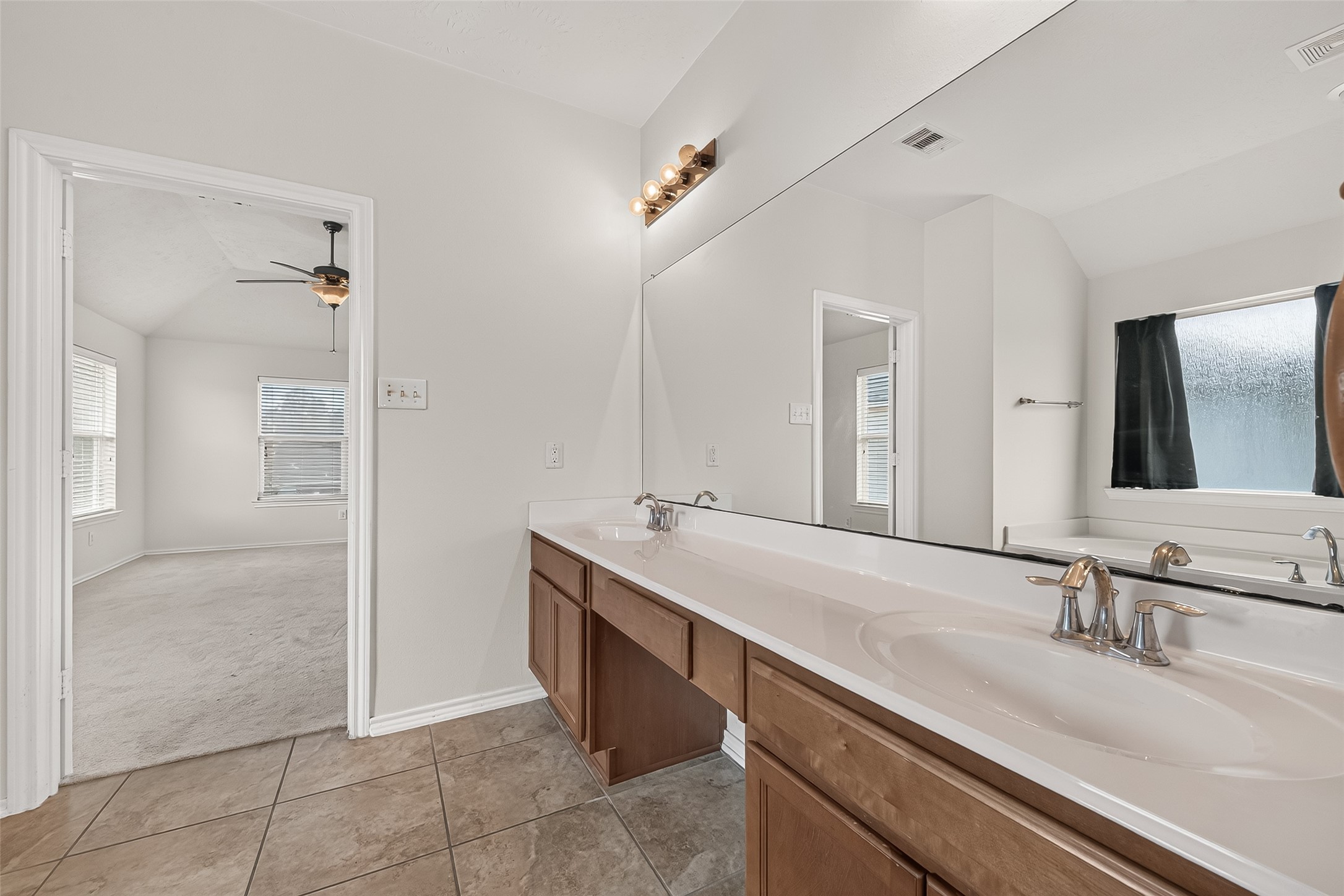 7434 Garland Mist Lane, Richmond, TX 77407