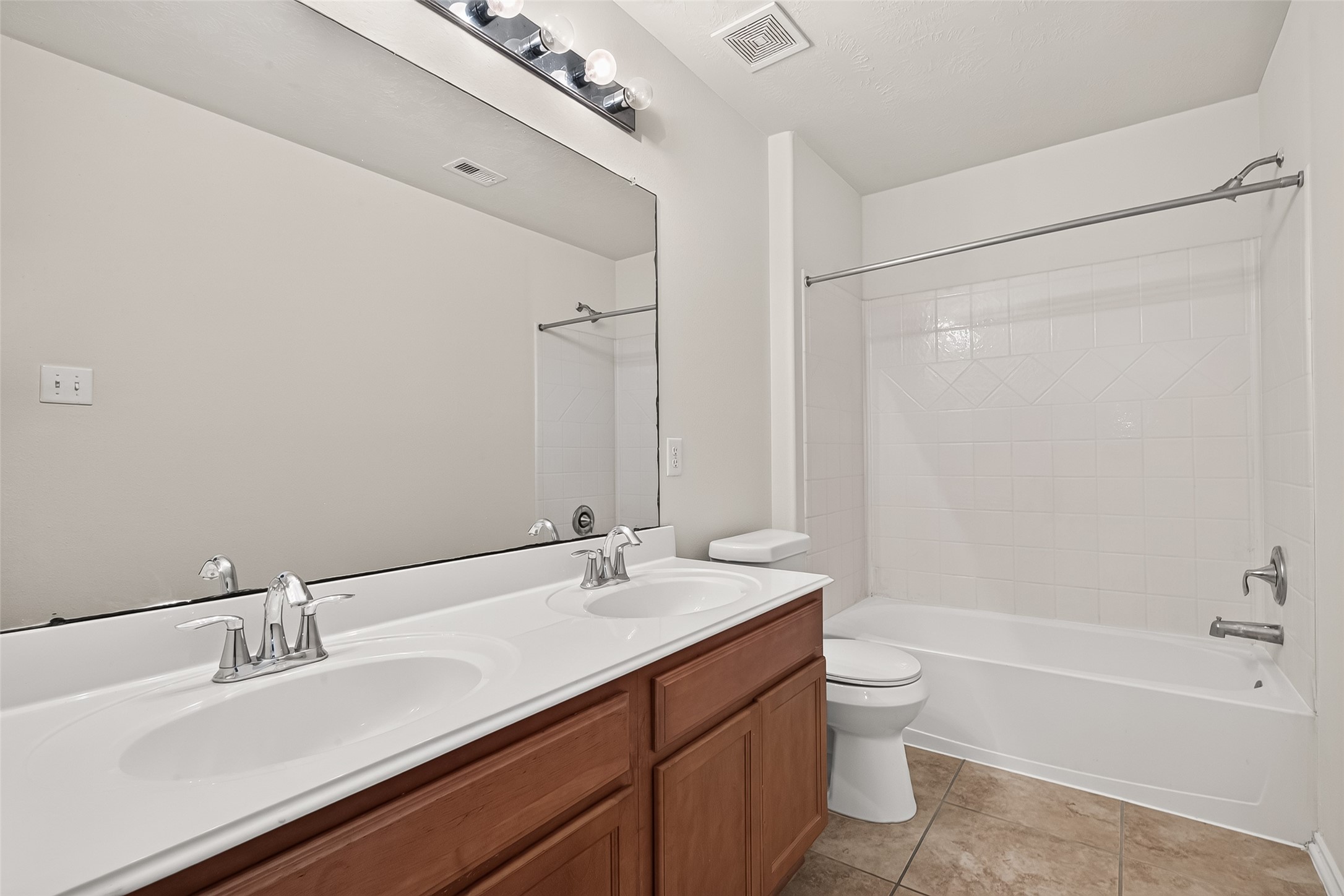7434 Garland Mist Lane, Richmond, TX 77407