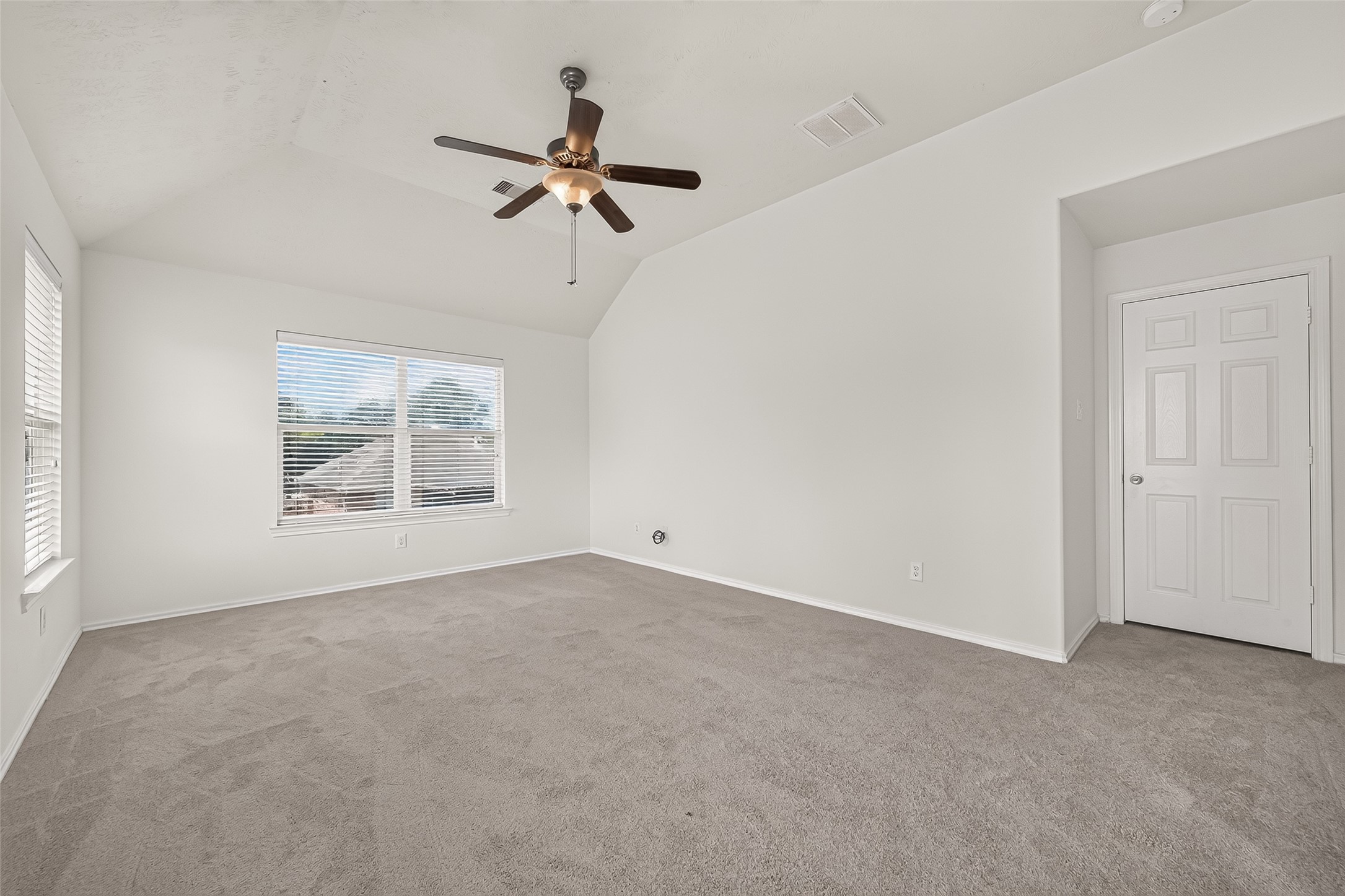 7434 Garland Mist Lane, Richmond, TX 77407