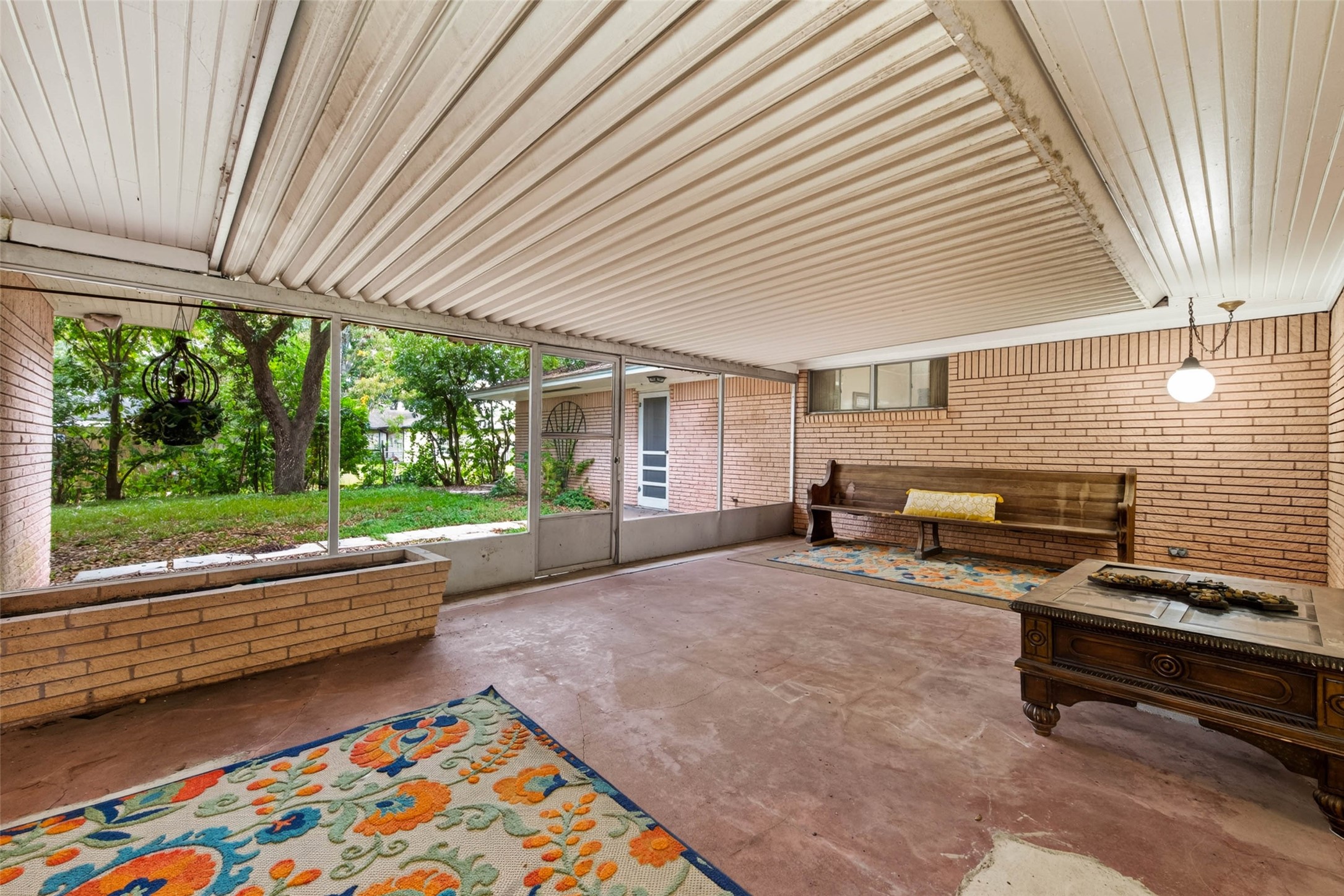 Screened in patio