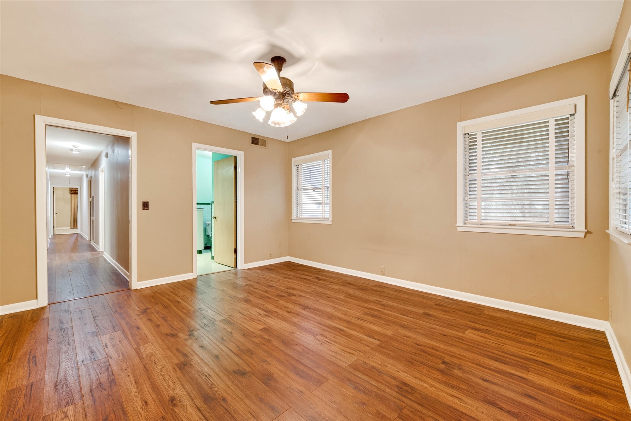 Primary suite