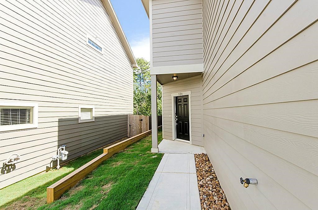 63 Woodland Hills Drive, #1-B, Conroe, TX 77303 63 Woodland Hills Drive, #1-B, Conroe, TX 77303