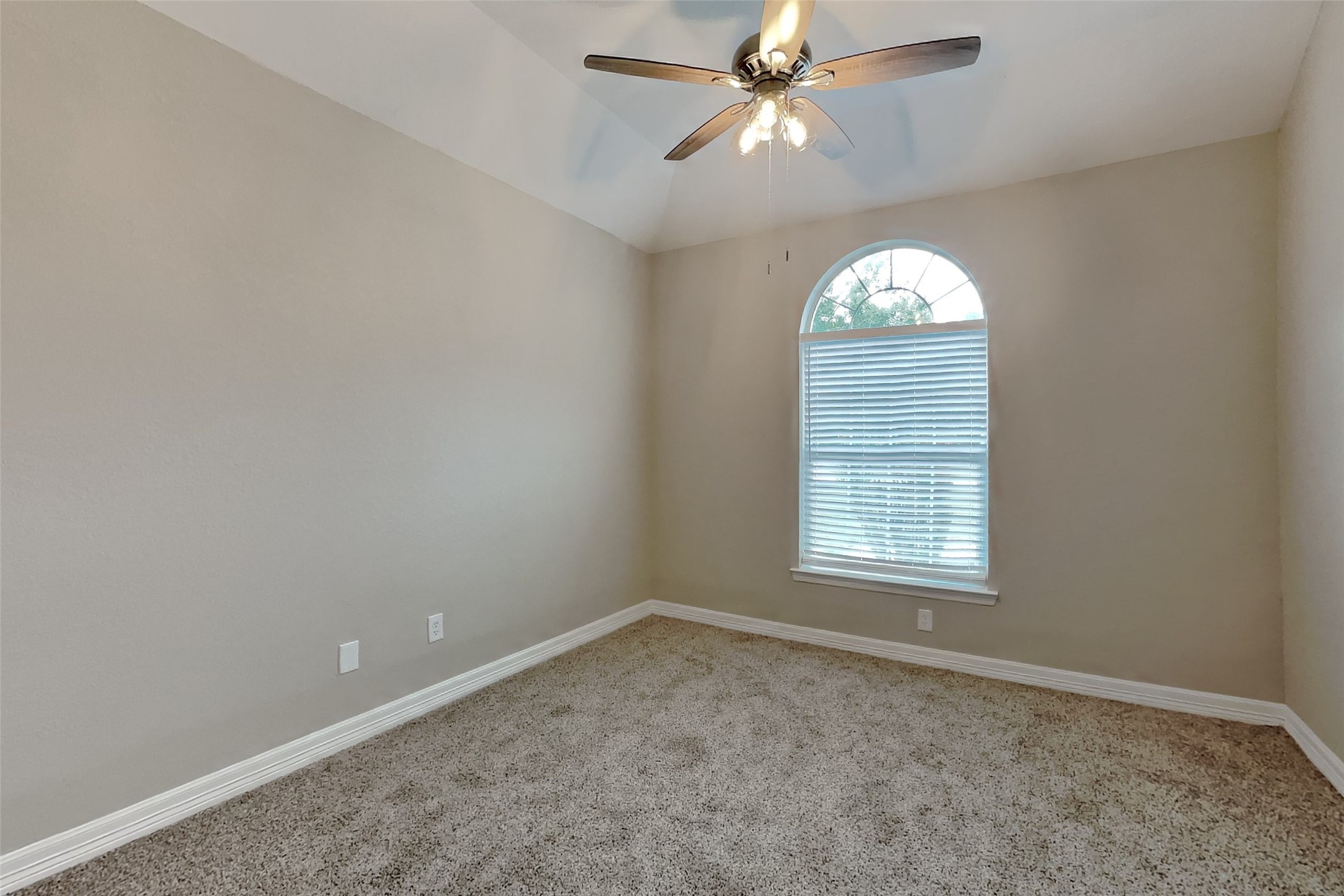 731 Levi Bend, Magnolia, TX 77354