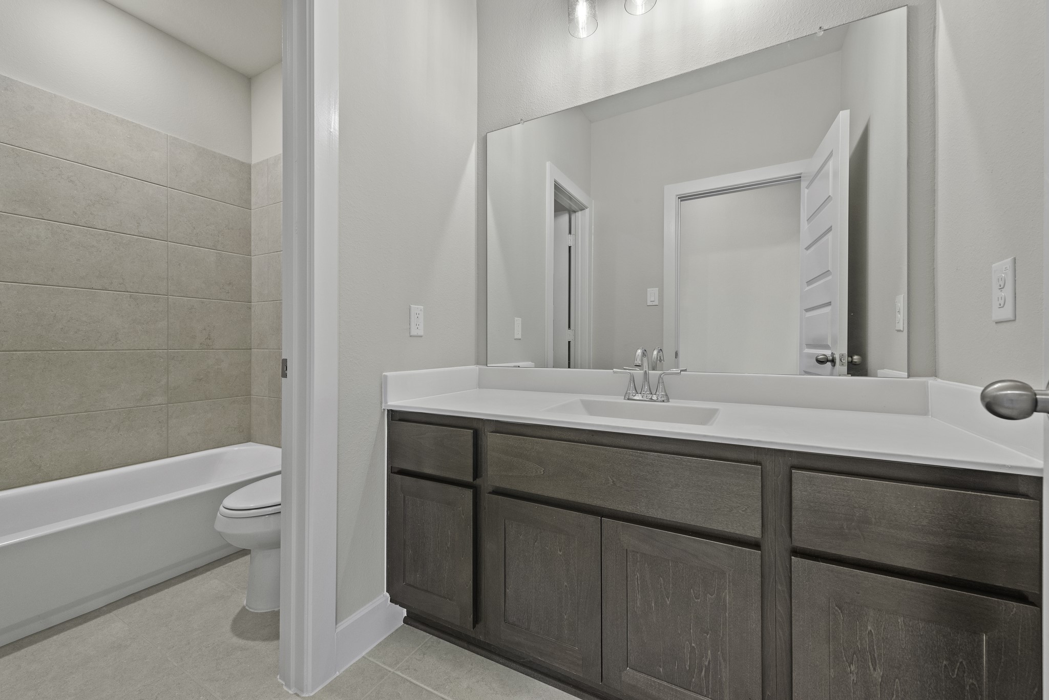 5603 Sandcastle Ridge Drive, Katy, TX 77493