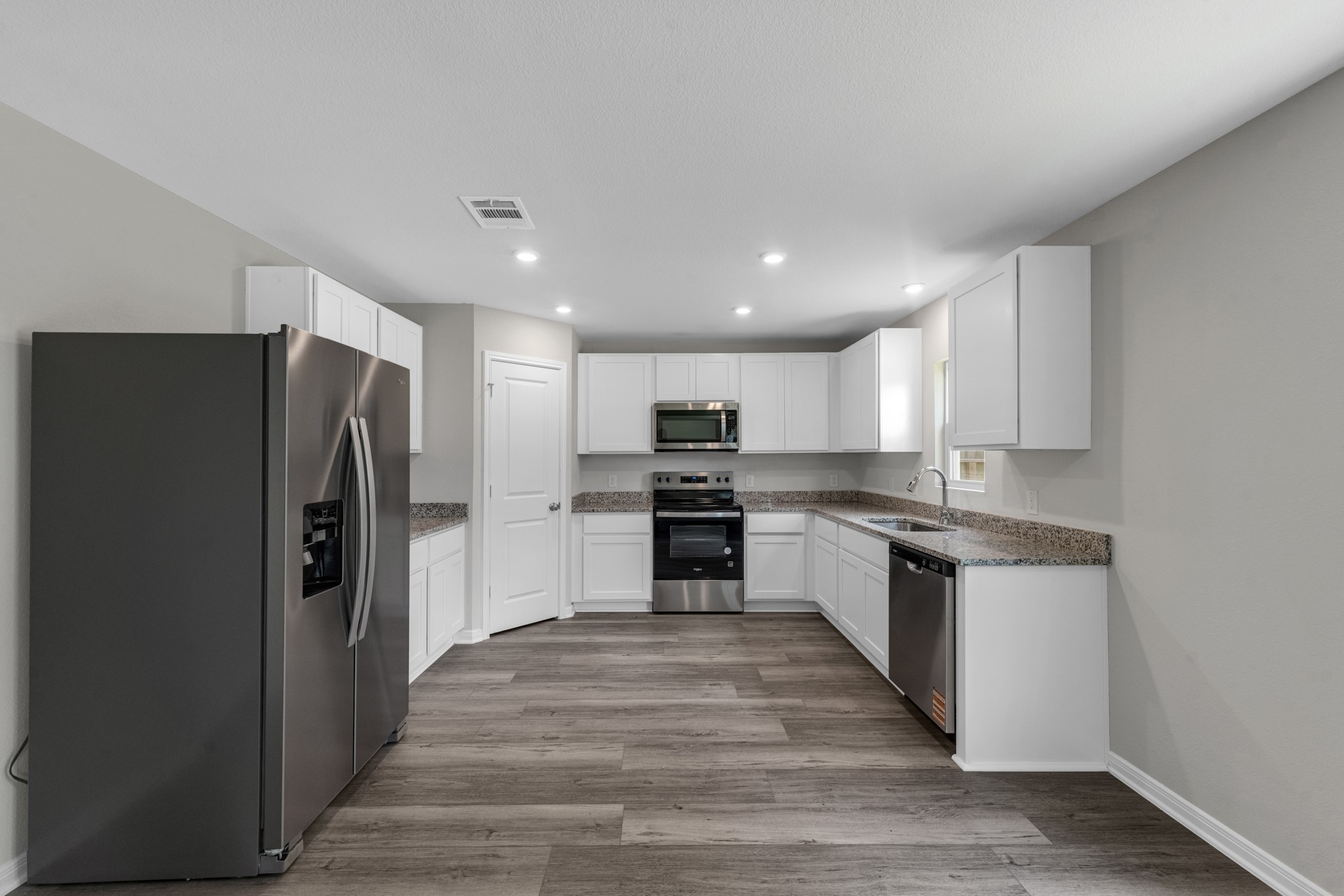 10030 Cerritos Drive, Conroe, TX 77306 10030 Cerritos Drive, Conroe, TX 77306