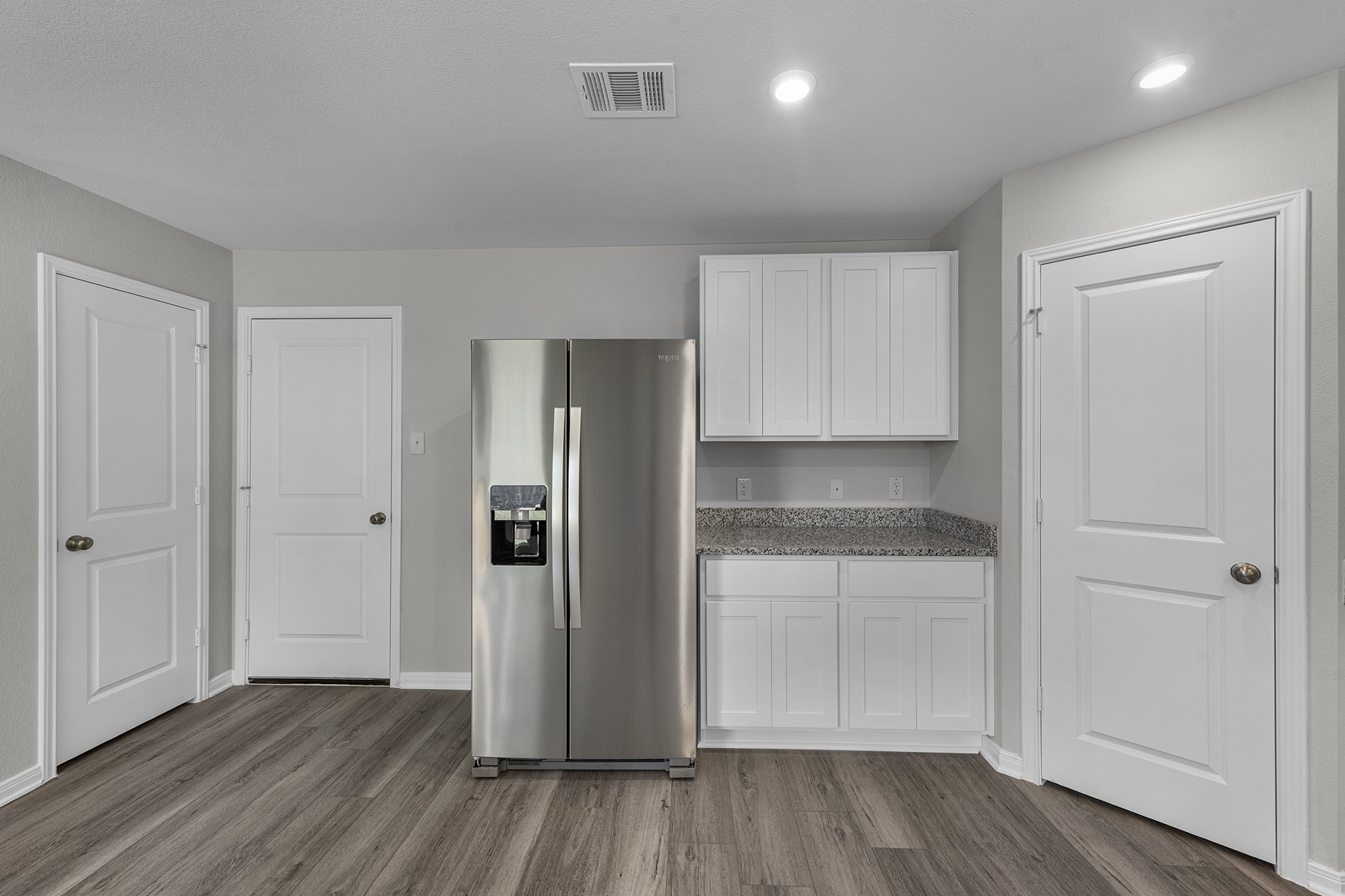 10030 Cerritos Drive, Conroe, TX 77306 10030 Cerritos Drive, Conroe, TX 77306