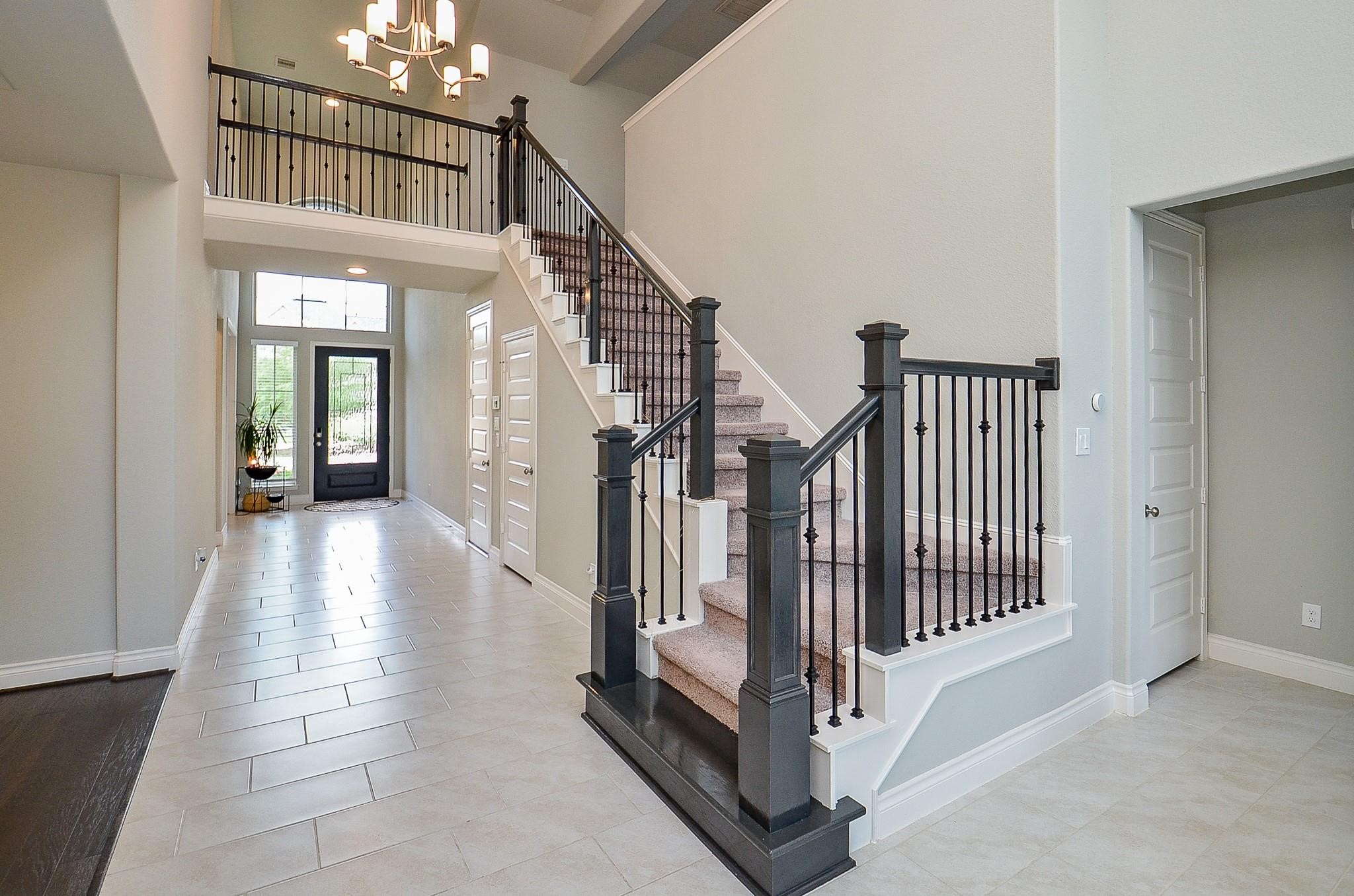 5627 Bending Crest Court, Sugar Land, TX 77459