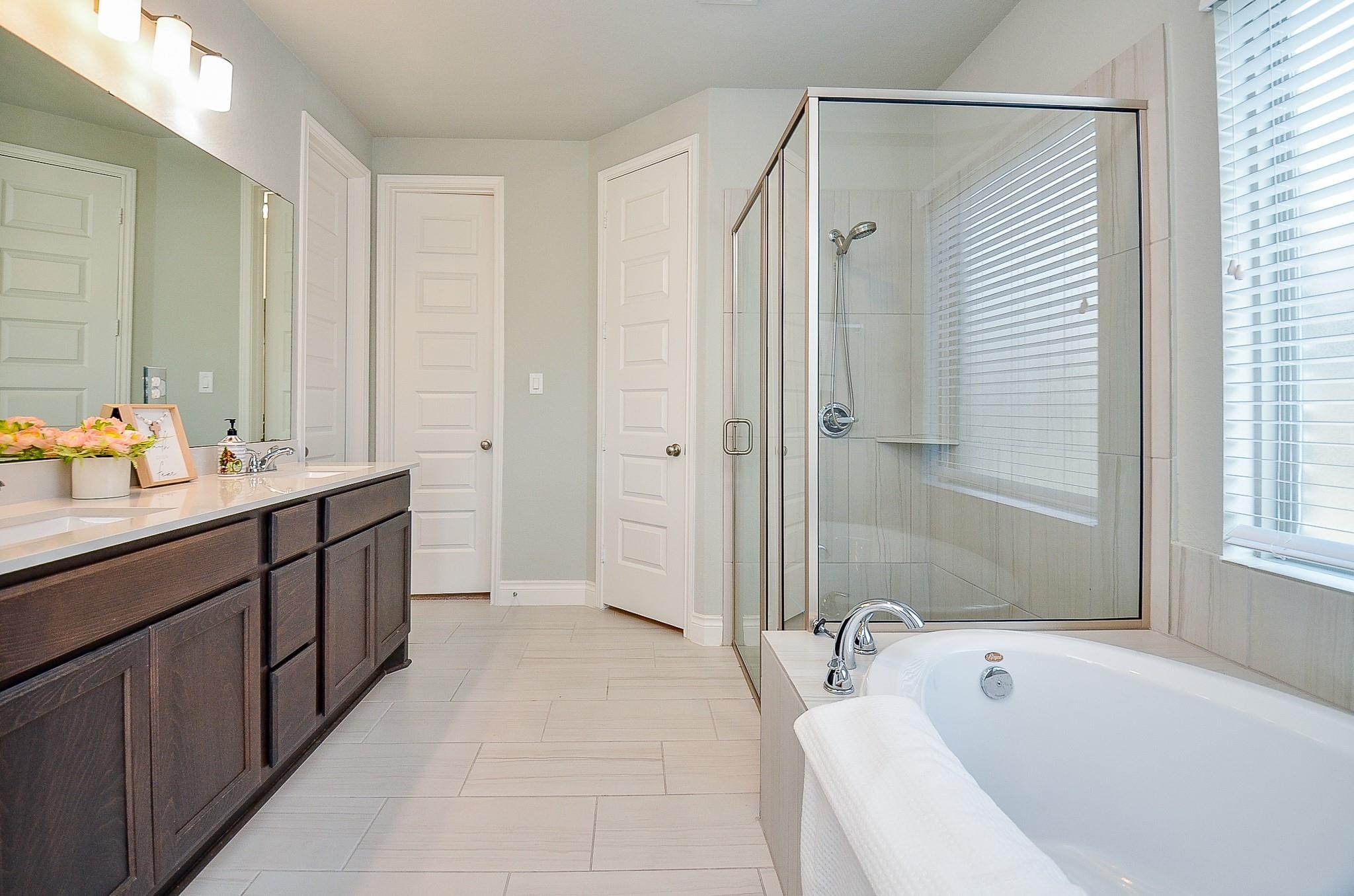 5627 Bending Crest Court, Sugar Land, TX 77459