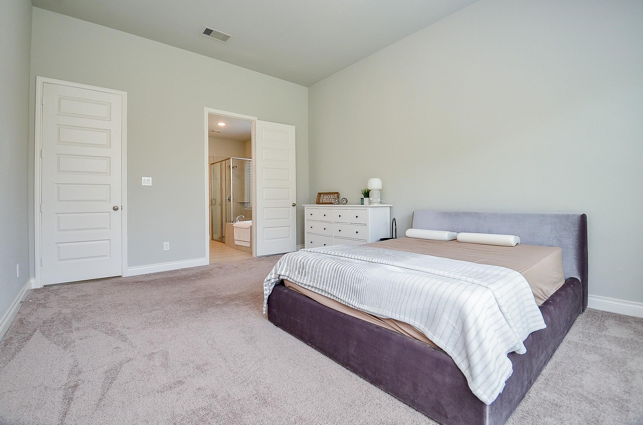 5627 Bending Crest Court, Sugar Land, TX 77459