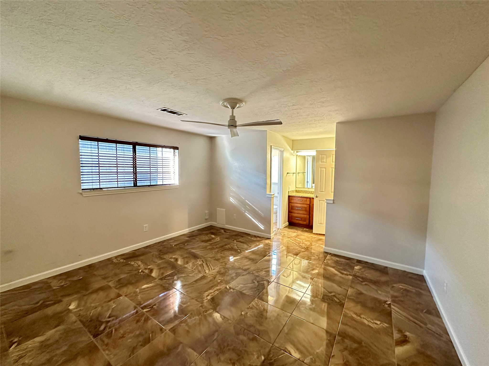 3010 Pine Street, Galveston, TX 77551