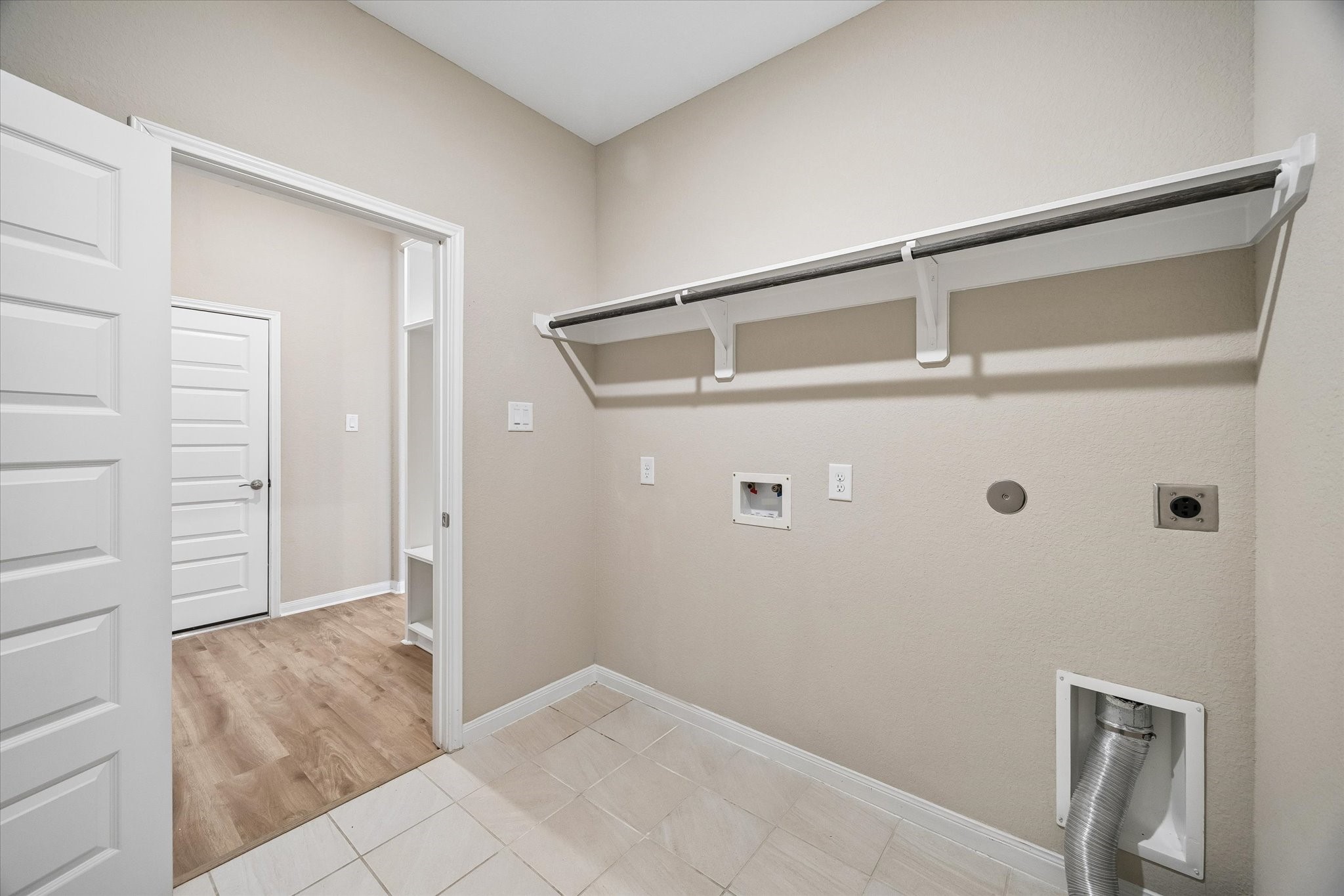 1924 Canyon Live Oak Street, Conroe, TX 77304