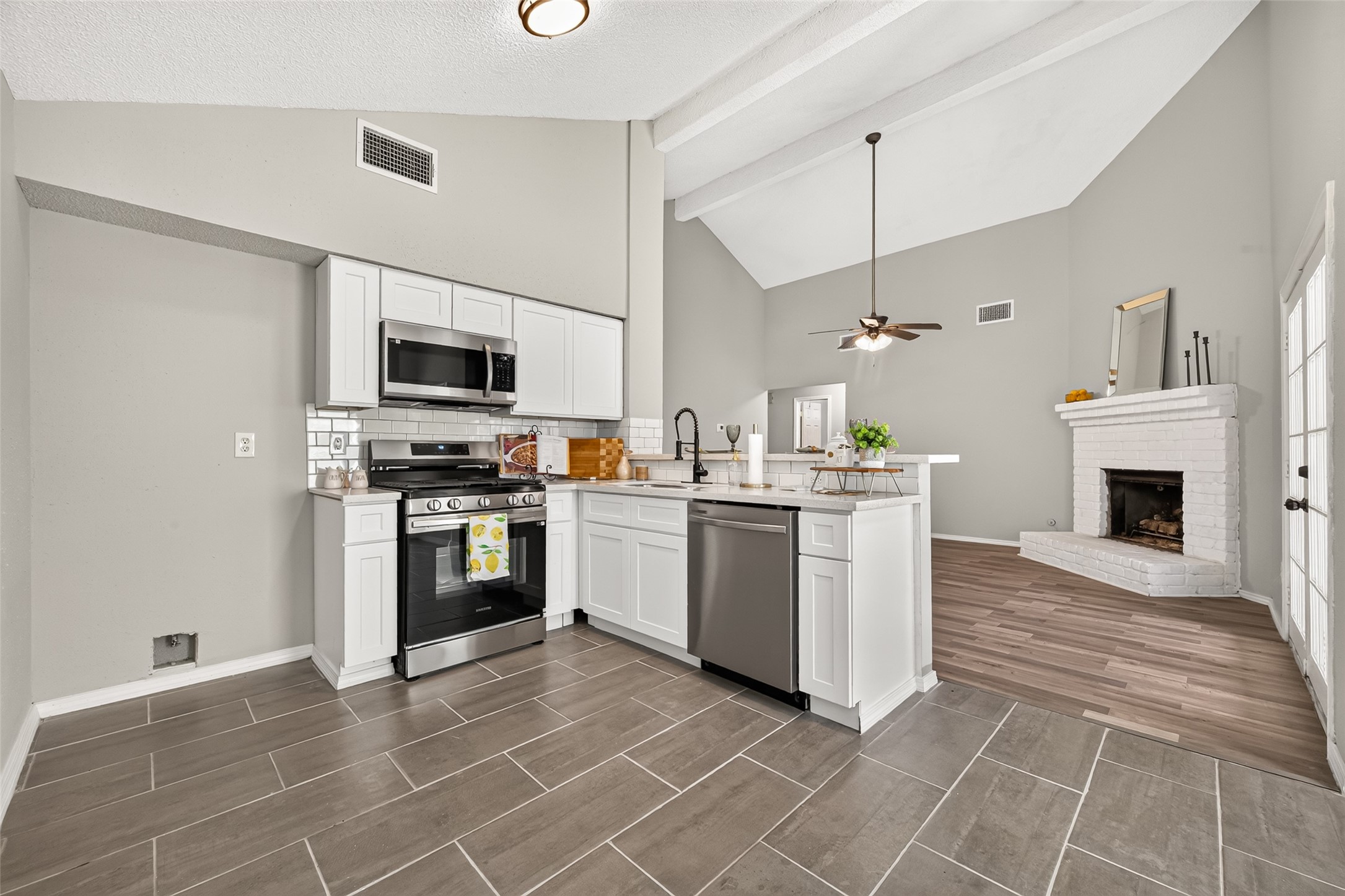 24222 Spring Sunset Drive, Spring, TX 77373