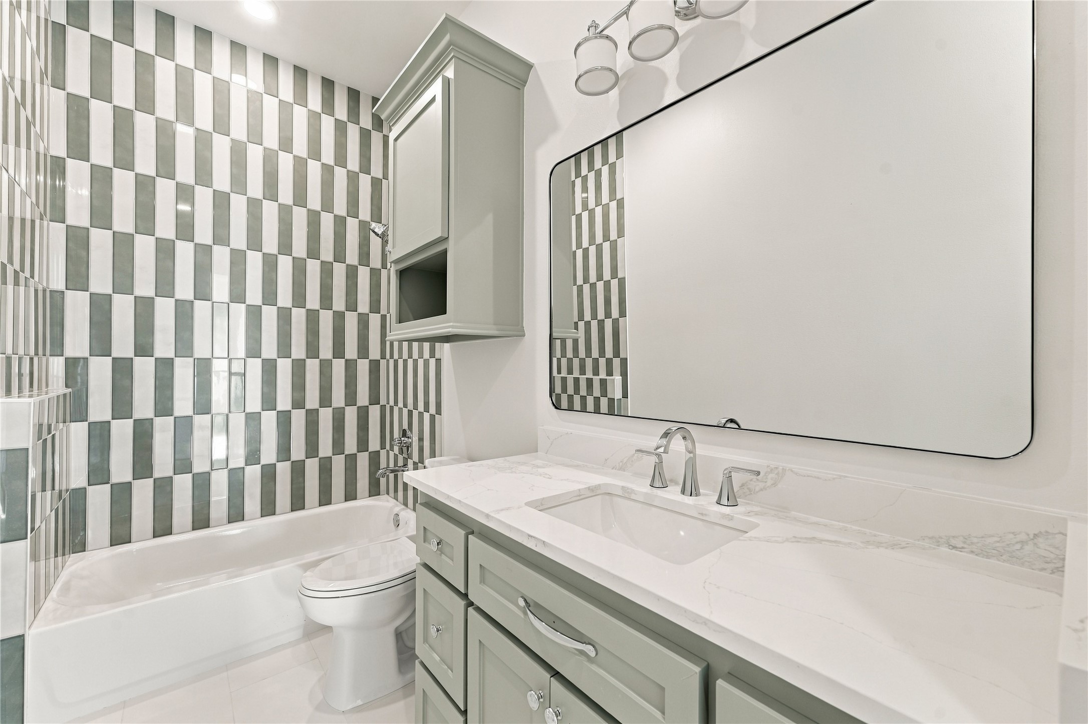 *Sample photos of completed work from the same builder*