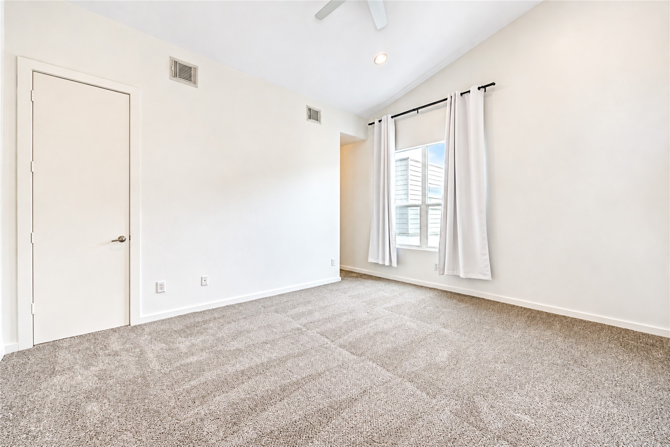 2234 Leeland Street, Houston, TX 77003