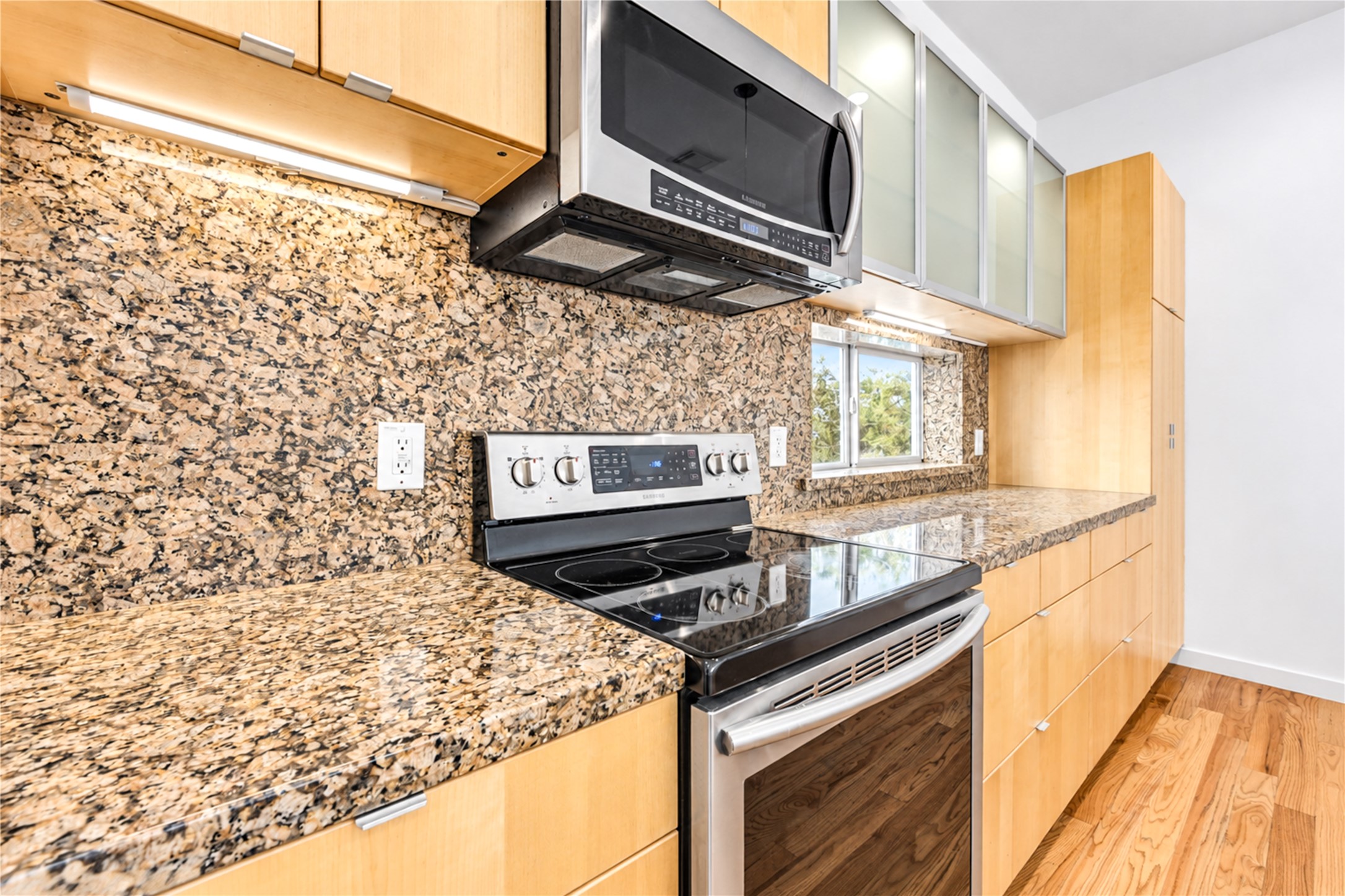 2234 Leeland Street, Houston, TX 77003