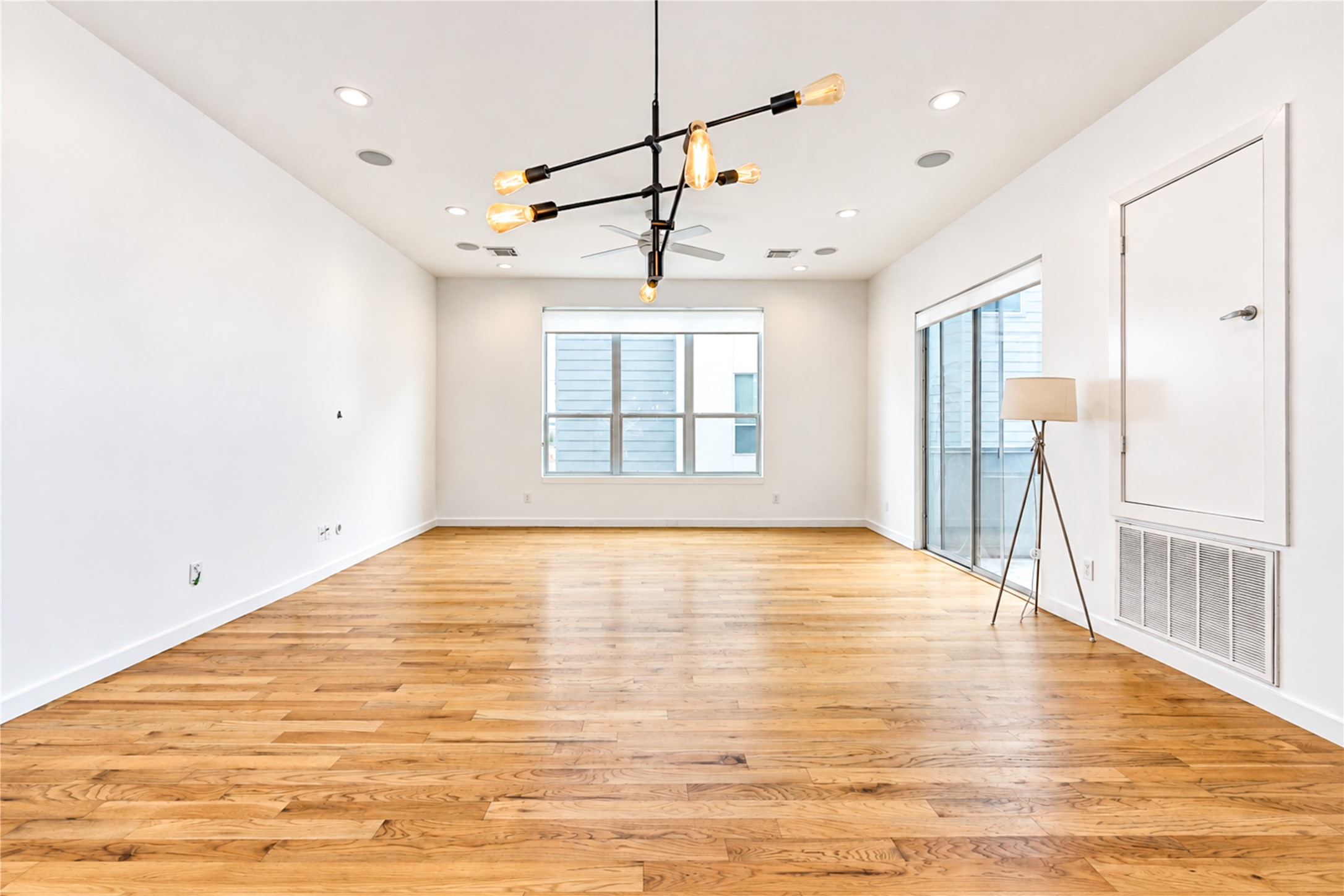 2234 Leeland Street, Houston, TX 77003