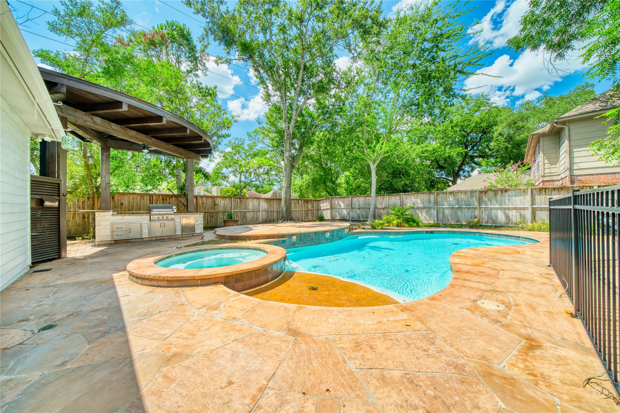 14203 Championship Lane, Houston, TX 77069