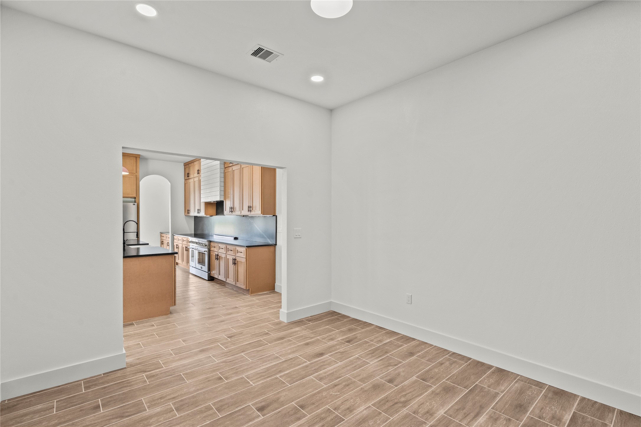 1863 Jones Drive, Alvin, TX 77511