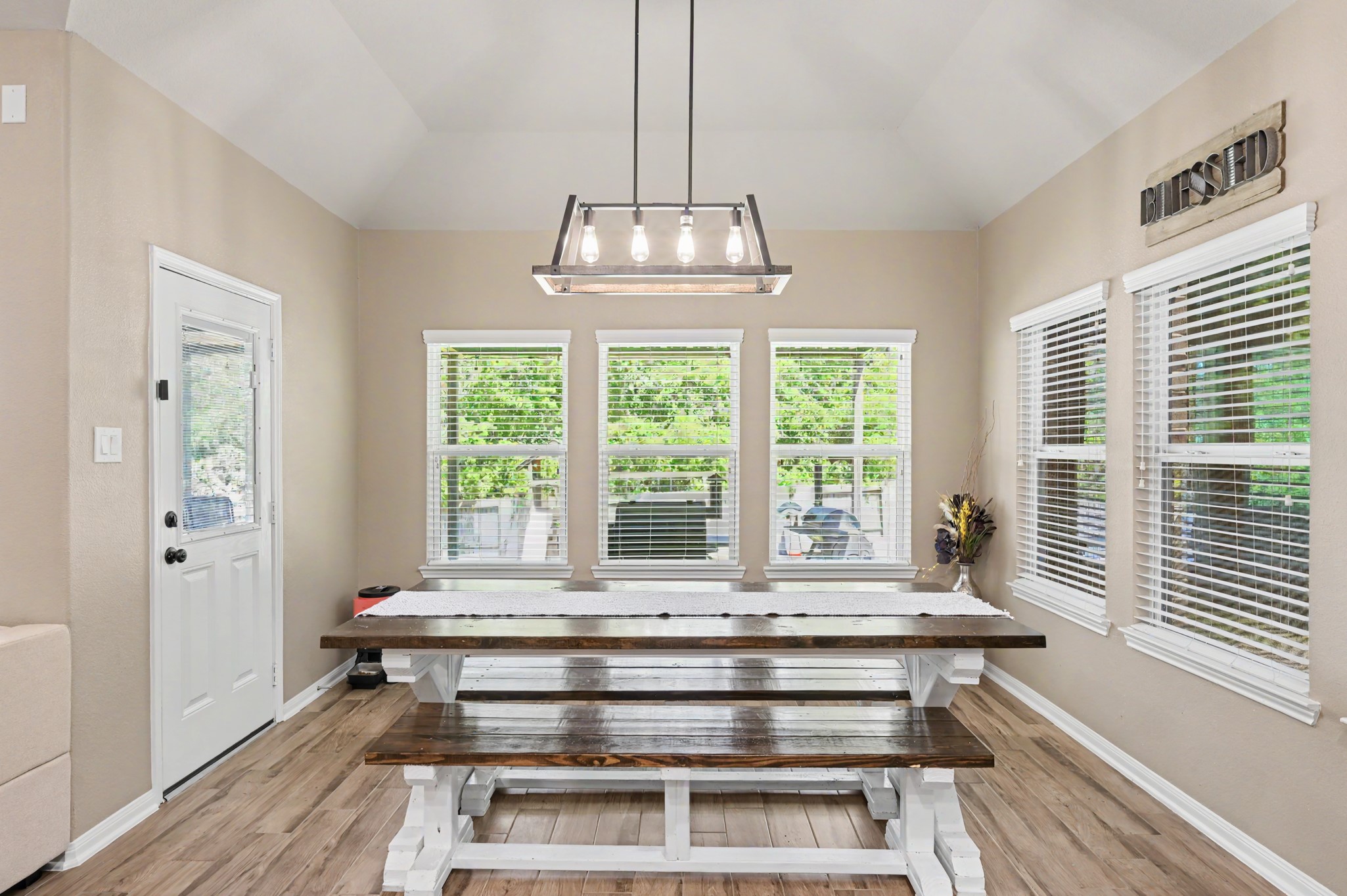 13258 Ridgeview, Willis, TX 77318