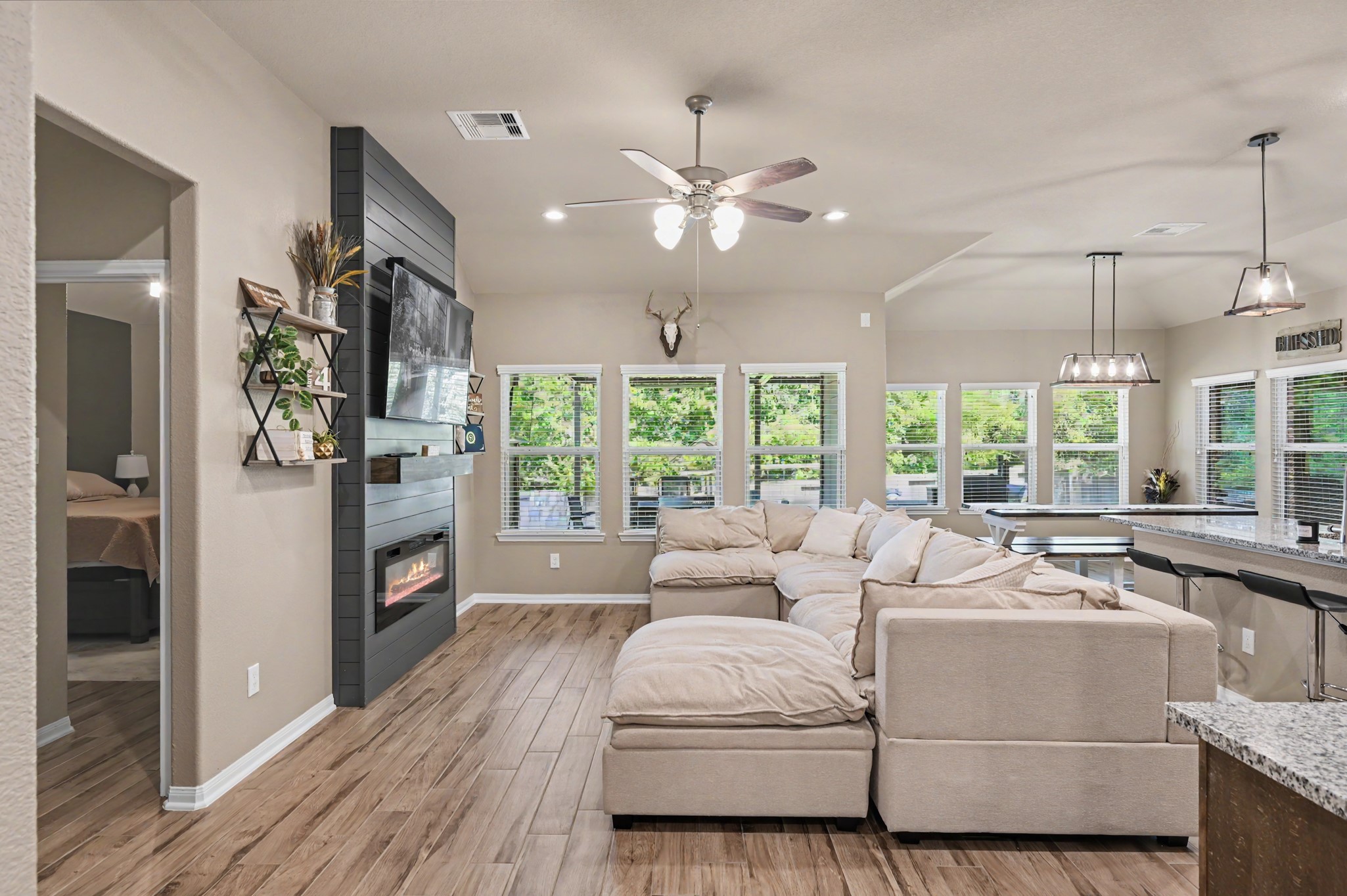 13258 Ridgeview, Willis, TX 77318