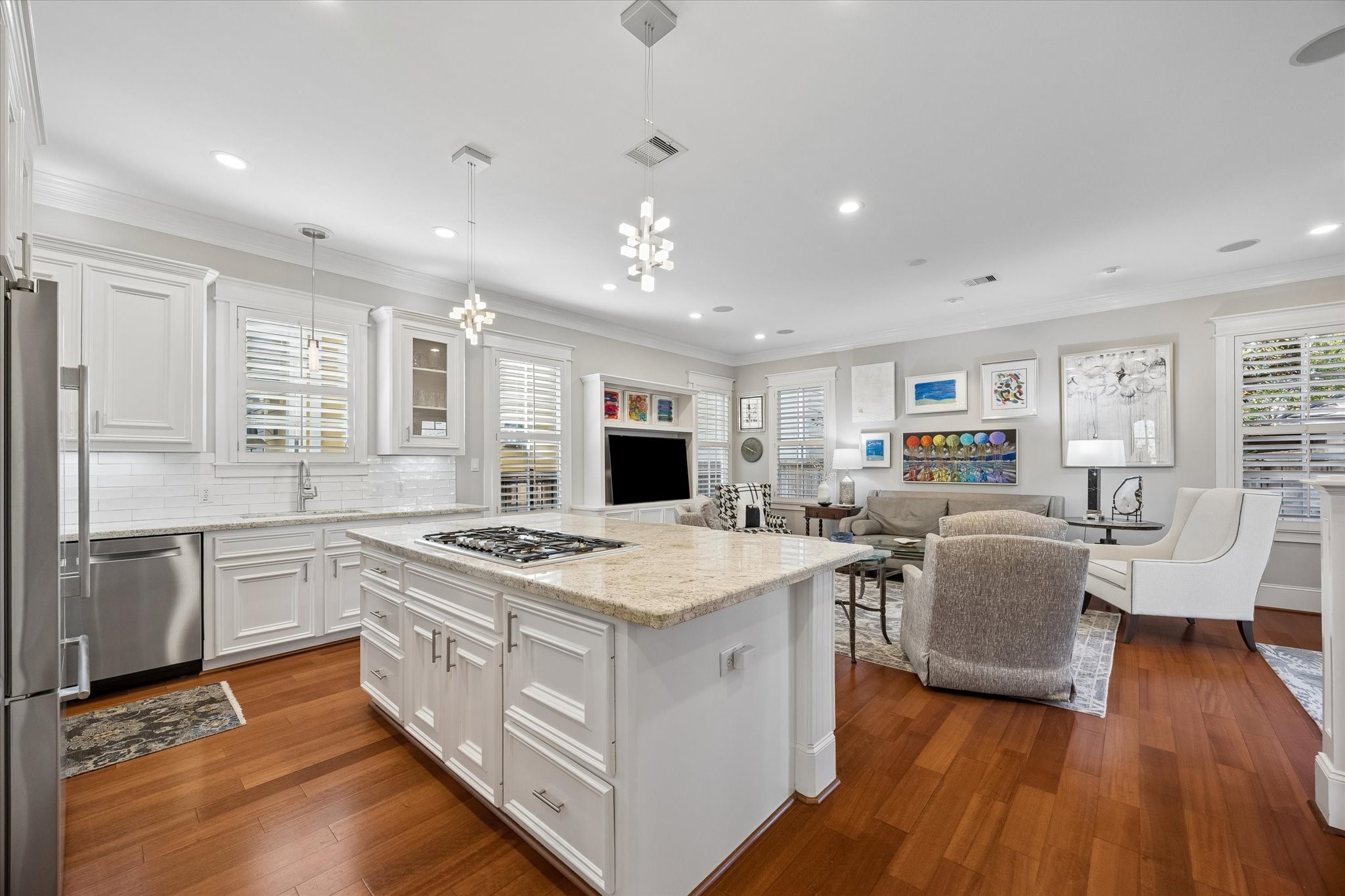 707 W 9th Street, Houston, TX 77007