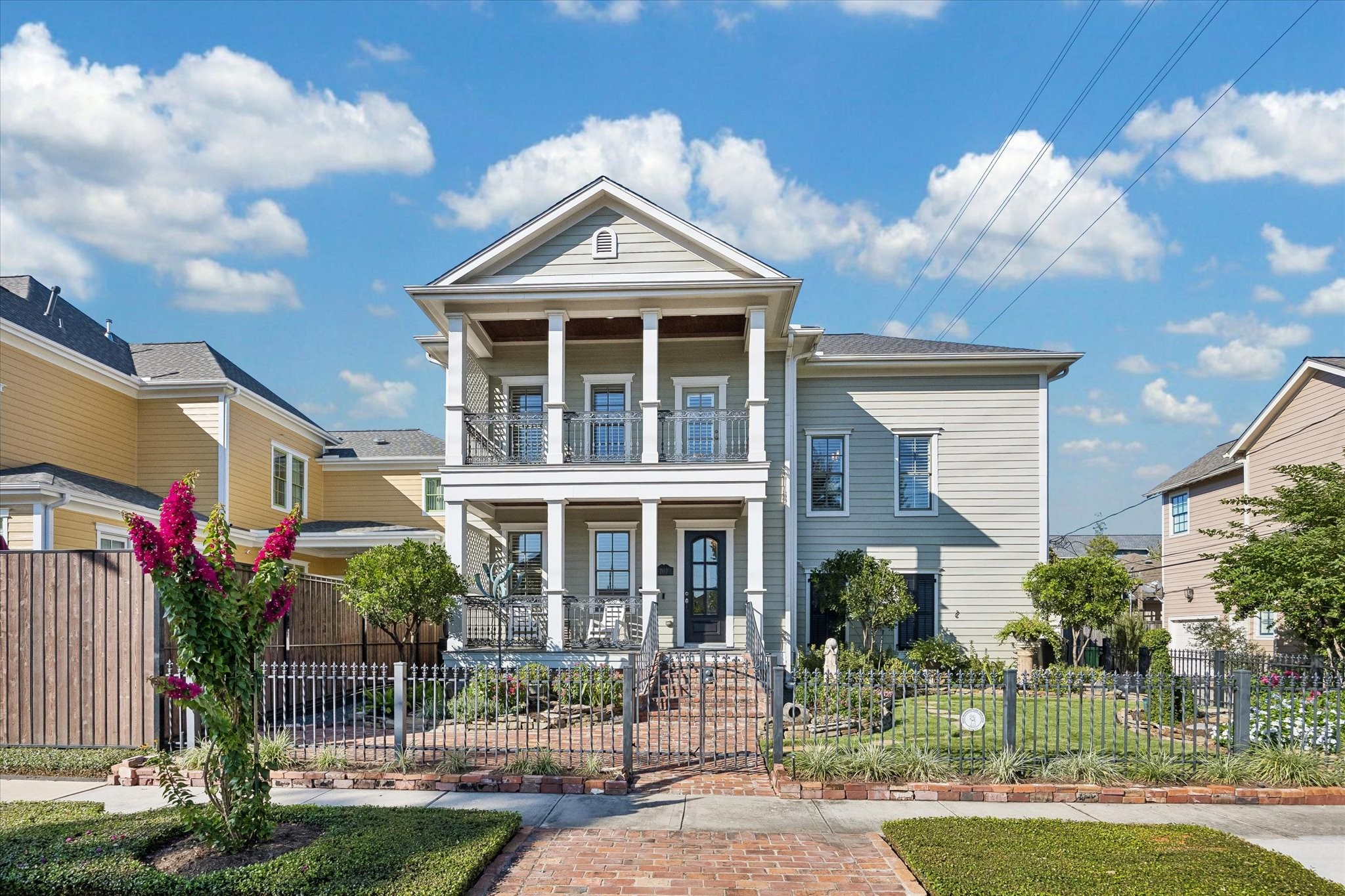 707 W 9th Street, Houston, TX 77007