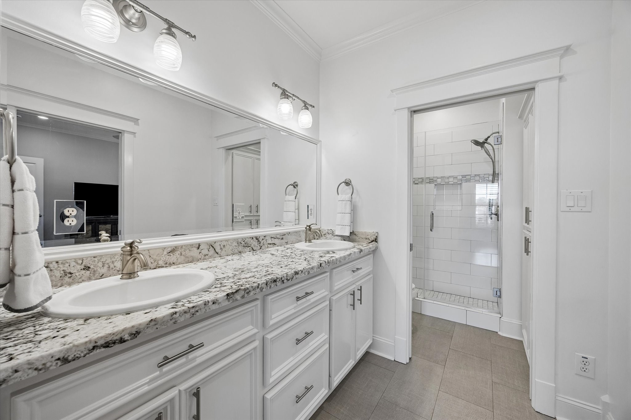 707 W 9th Street, Houston, TX 77007