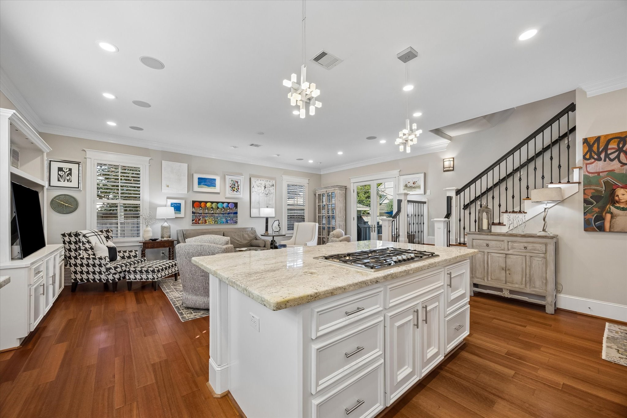 707 W 9th Street, Houston, TX 77007