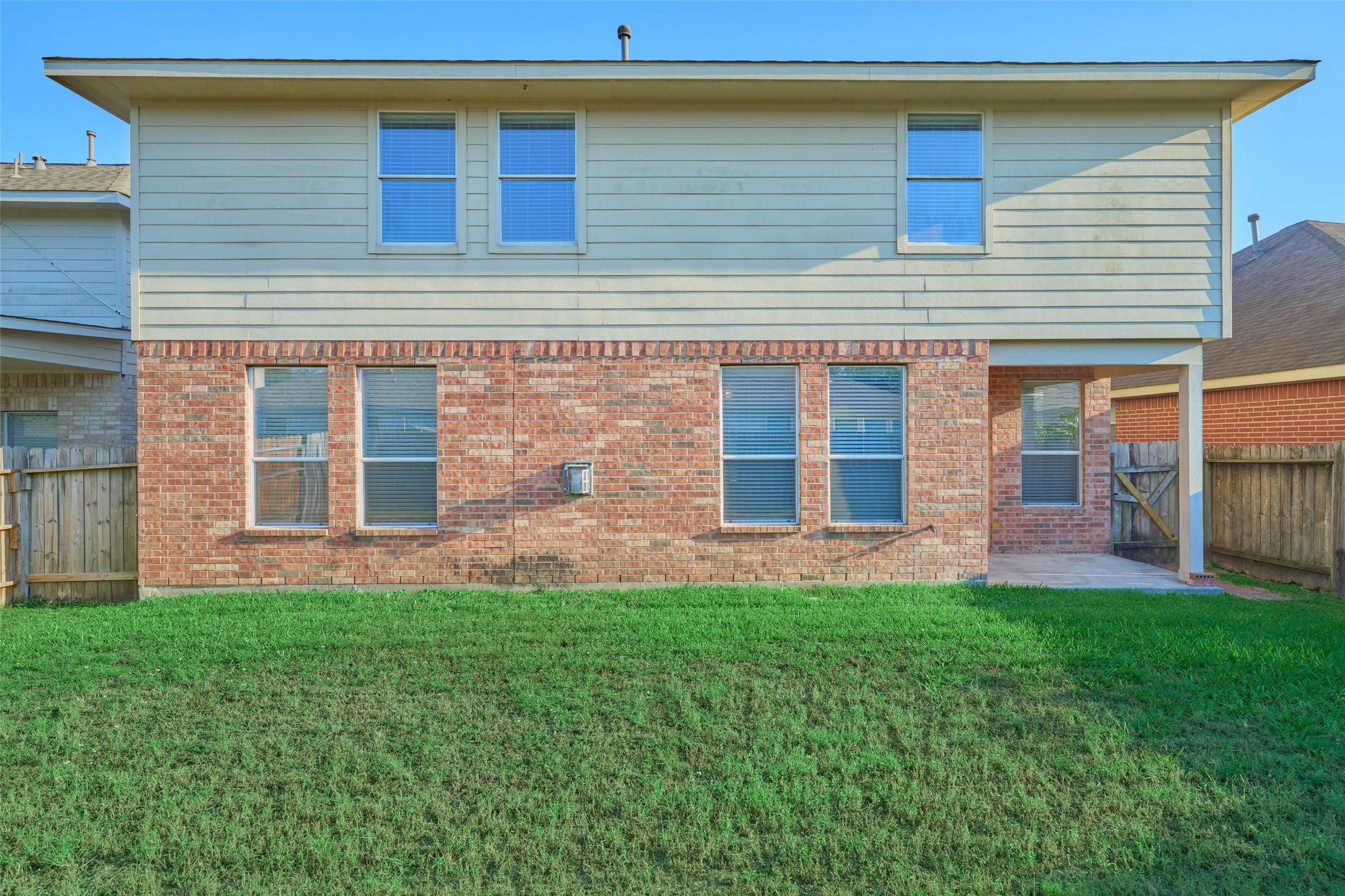 4923 Forest Hurst Drive, Spring, TX 77373