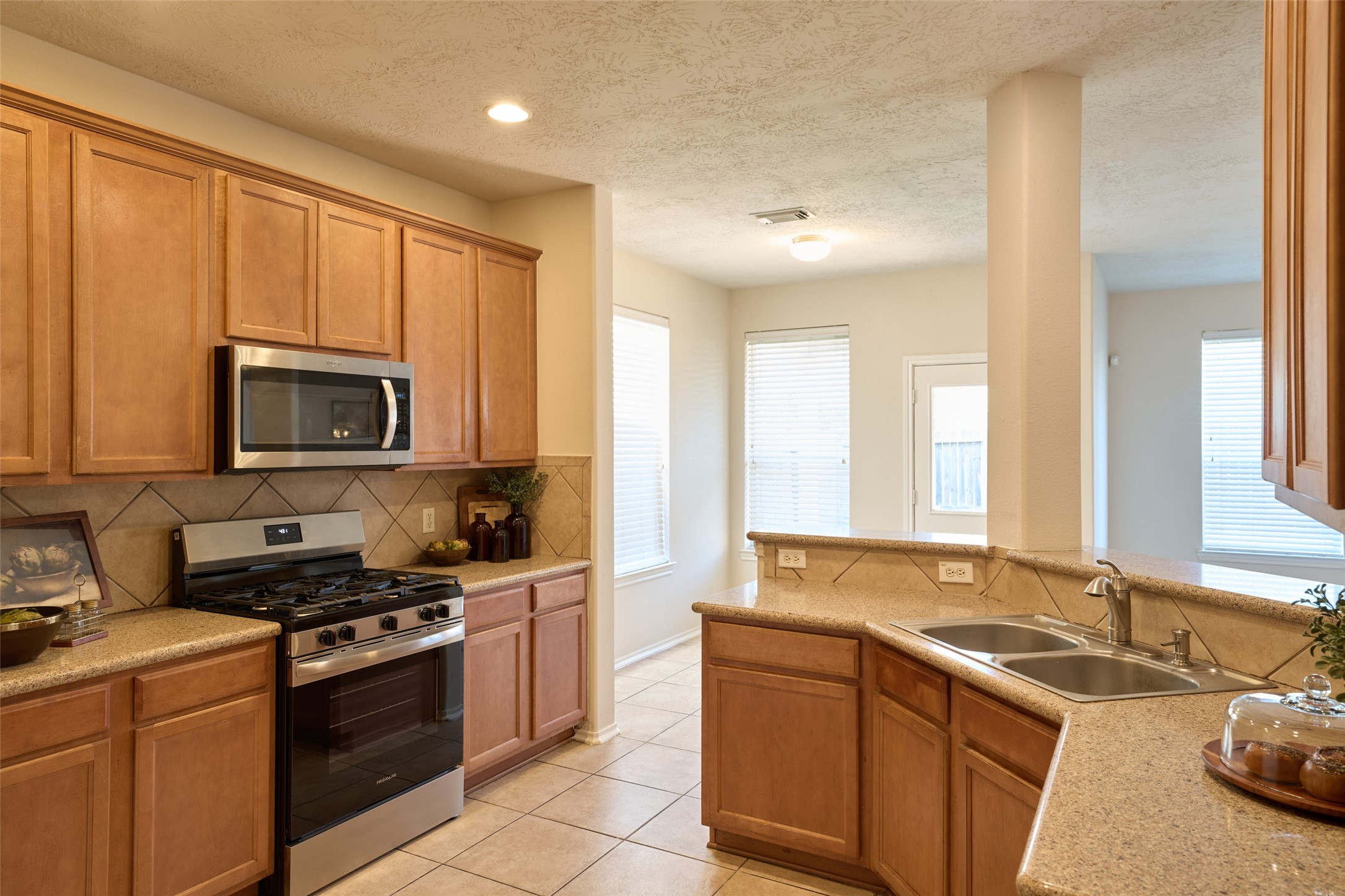 4923 Forest Hurst Drive, Spring, TX 77373